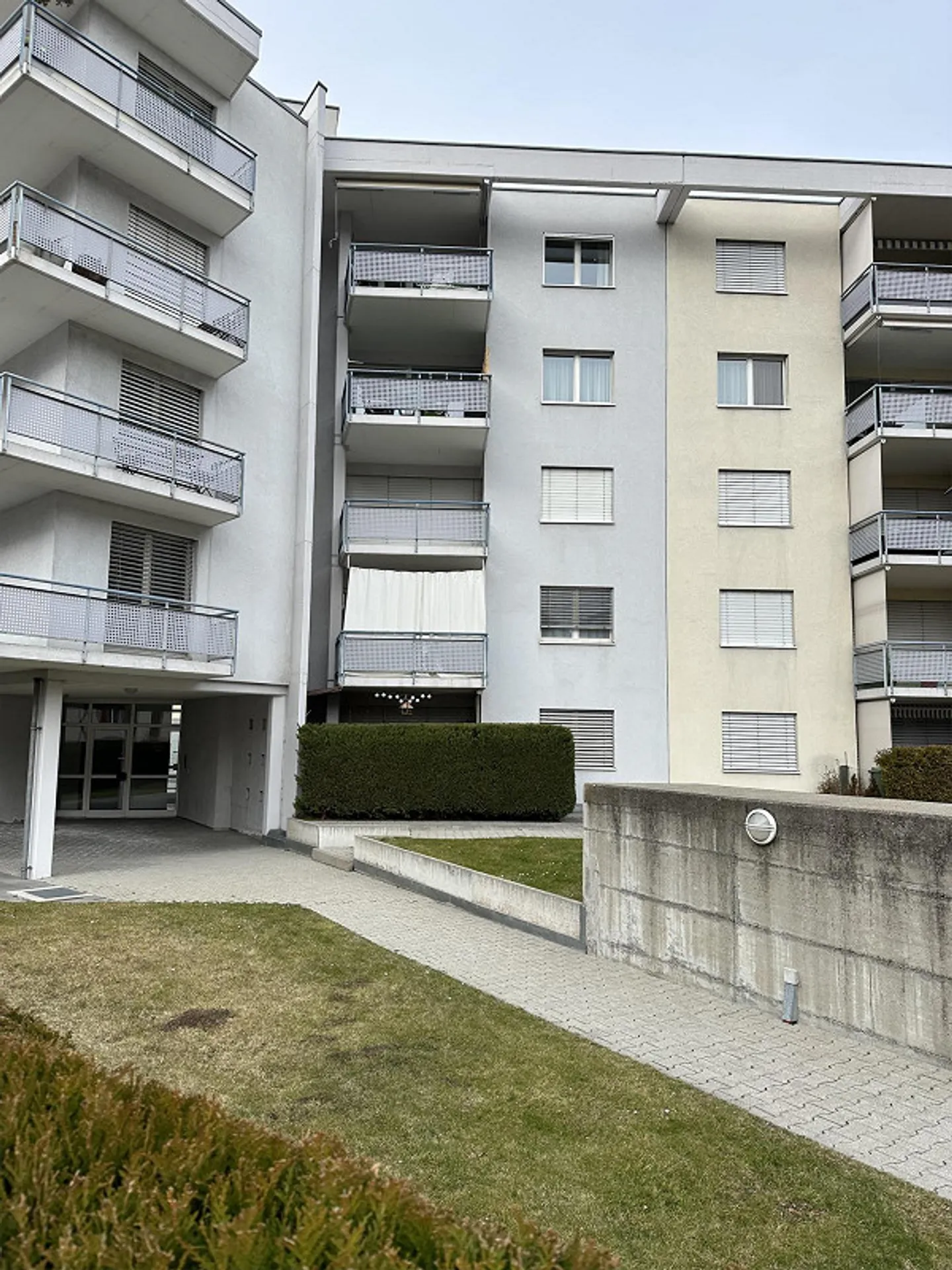 5½-Room Apartment with Parking Space and Elevator — Mattaweg 2, Visp - Photo 4 of 4