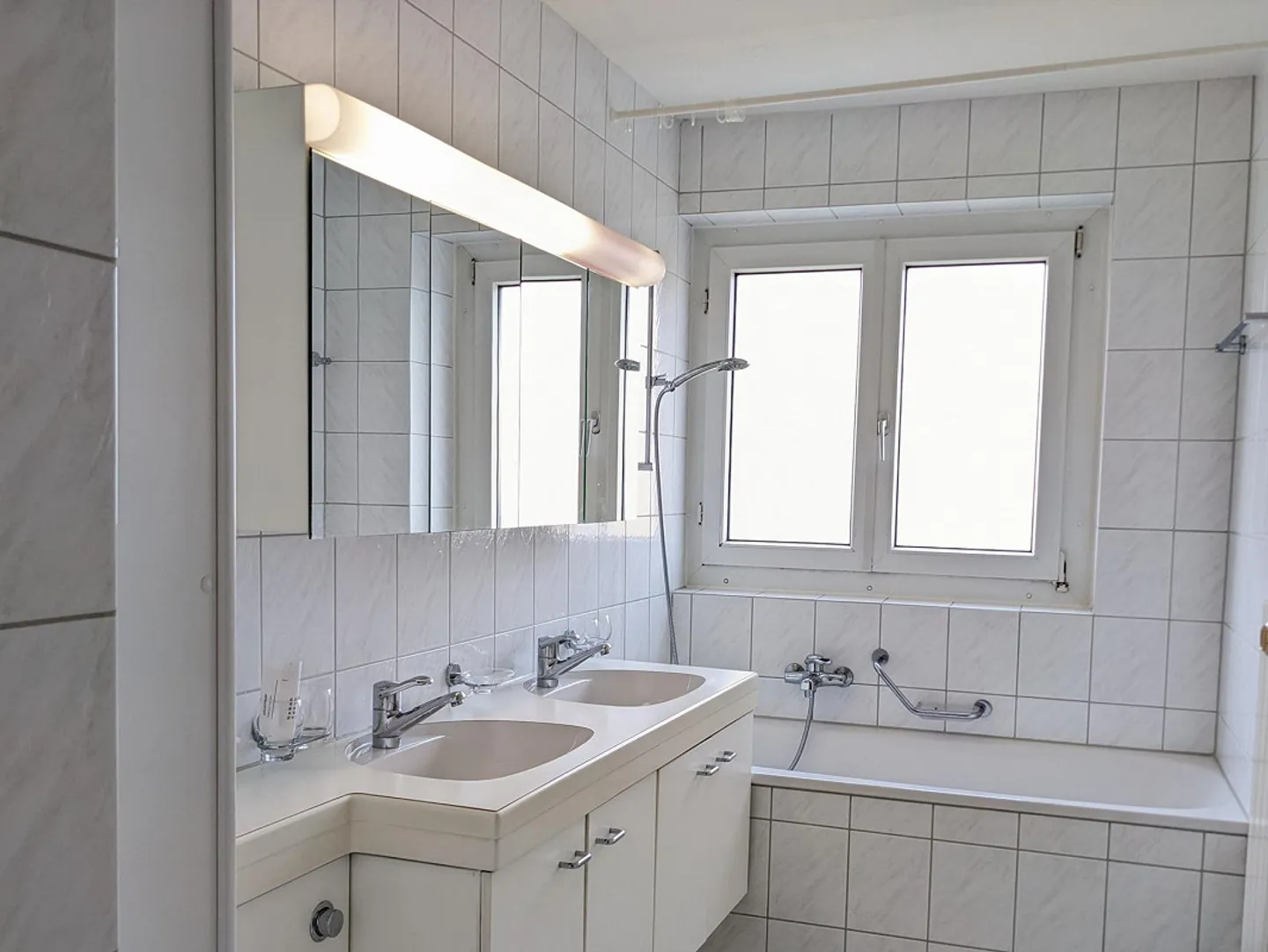 Charmante Wohnung mit Balkonen - Foto 10 von 10