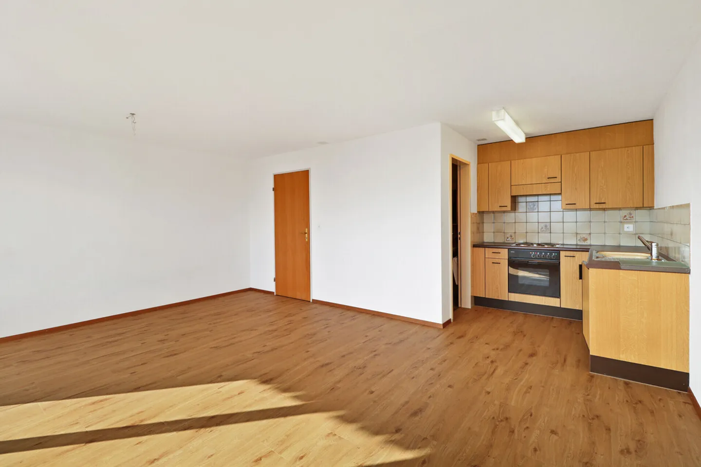 Charmantes Studio mit Seeblick - Foto 6 von 13