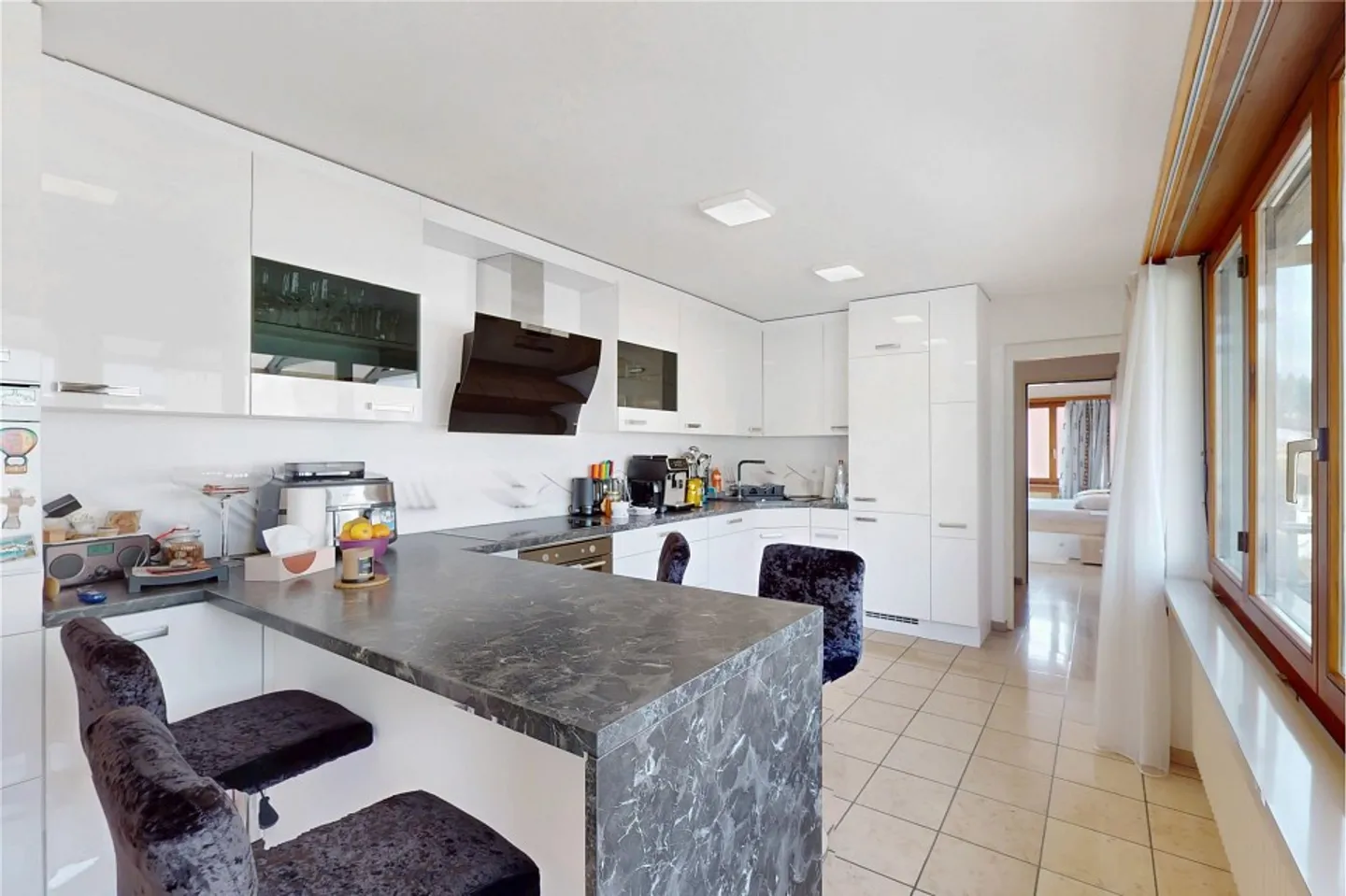 Attico-Penthouse in Centro - Camino, 2 Posti Auto Inclusi, Nuovo Riscaldamento a Pellet - Foto 12 di 13