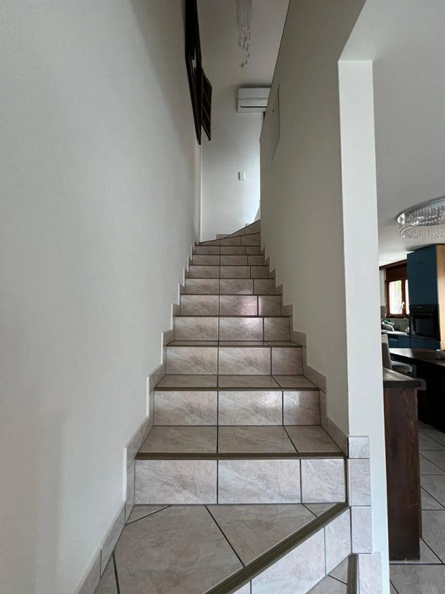 Reihenhaus 3.5 Zimmer - Foto 5 von 10