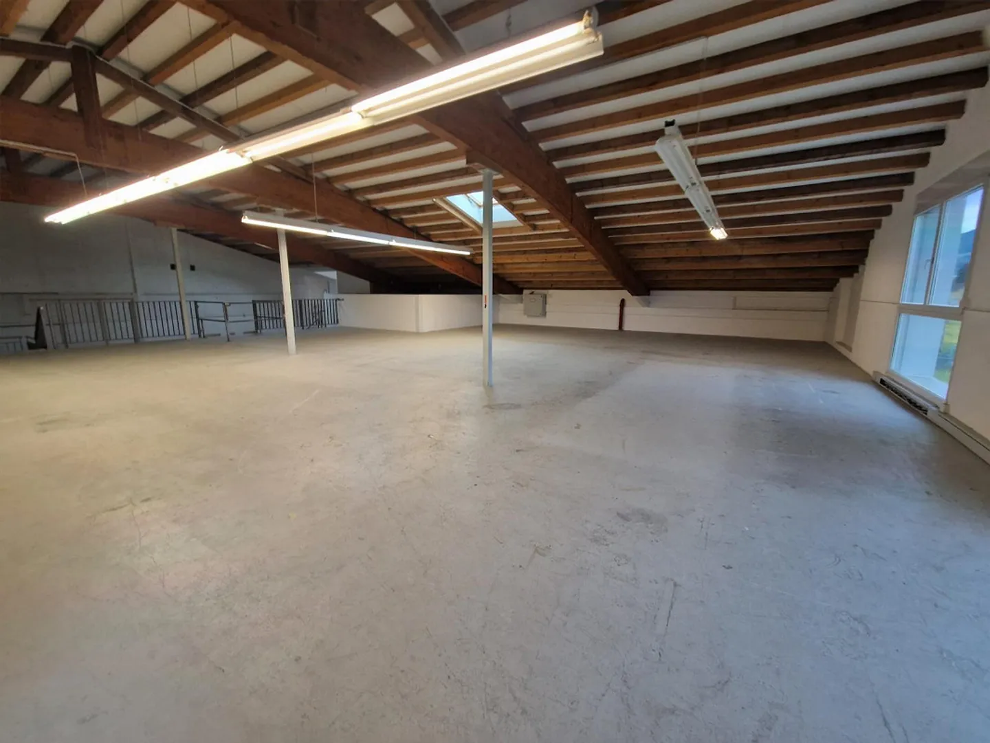 Vielseitiger Gewerberaum - Foto 5 von 8