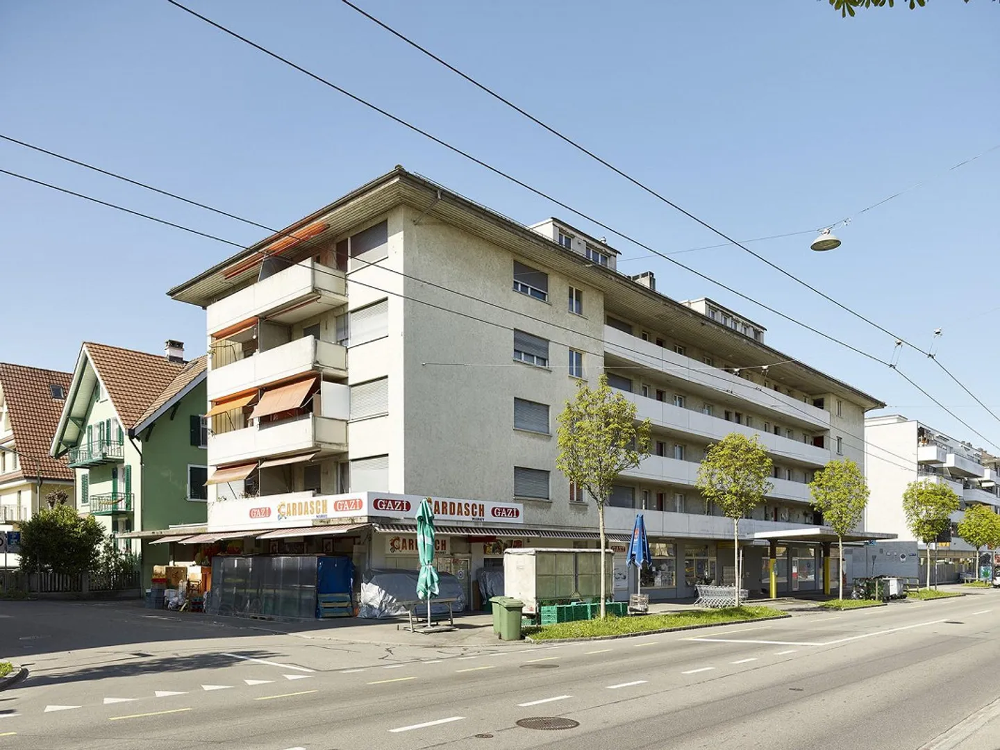 La tua occasione: Spazio commerciale con buona visibilità - Foto 1 di 3