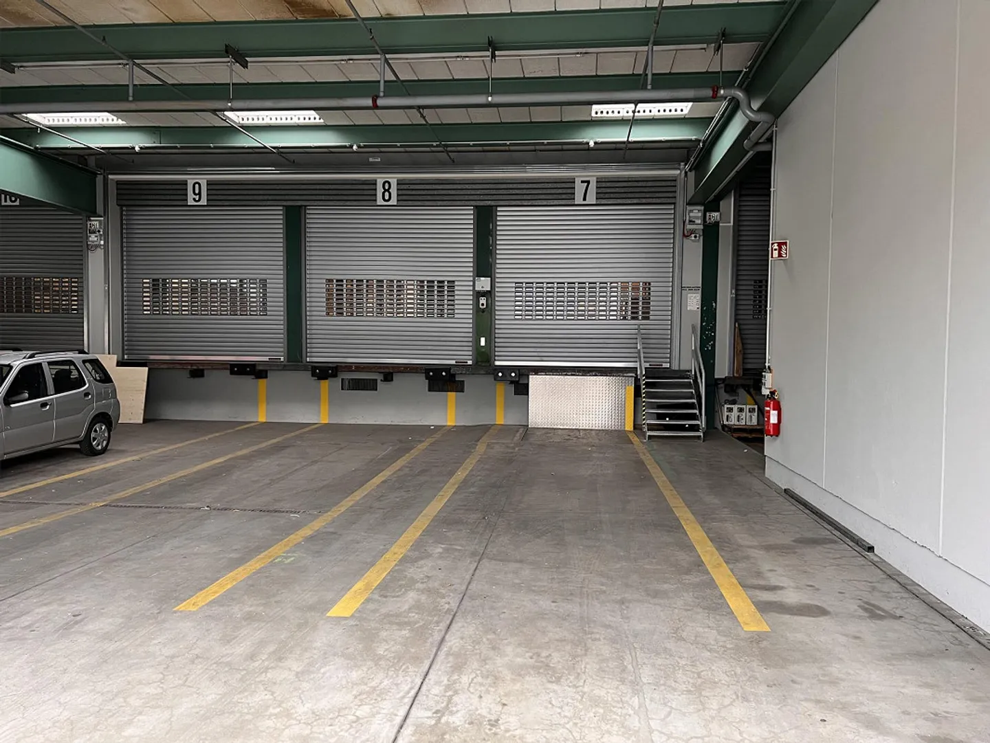 Geräumiger Gewerberaum - Foto 3 von 4