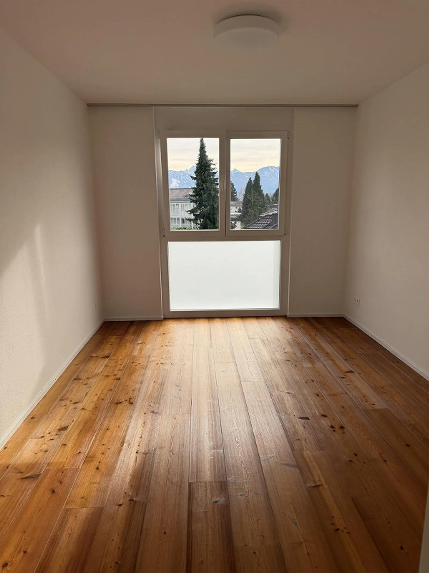 Helle 4.5 Zimmer Wohnung - Foto 6 von 11