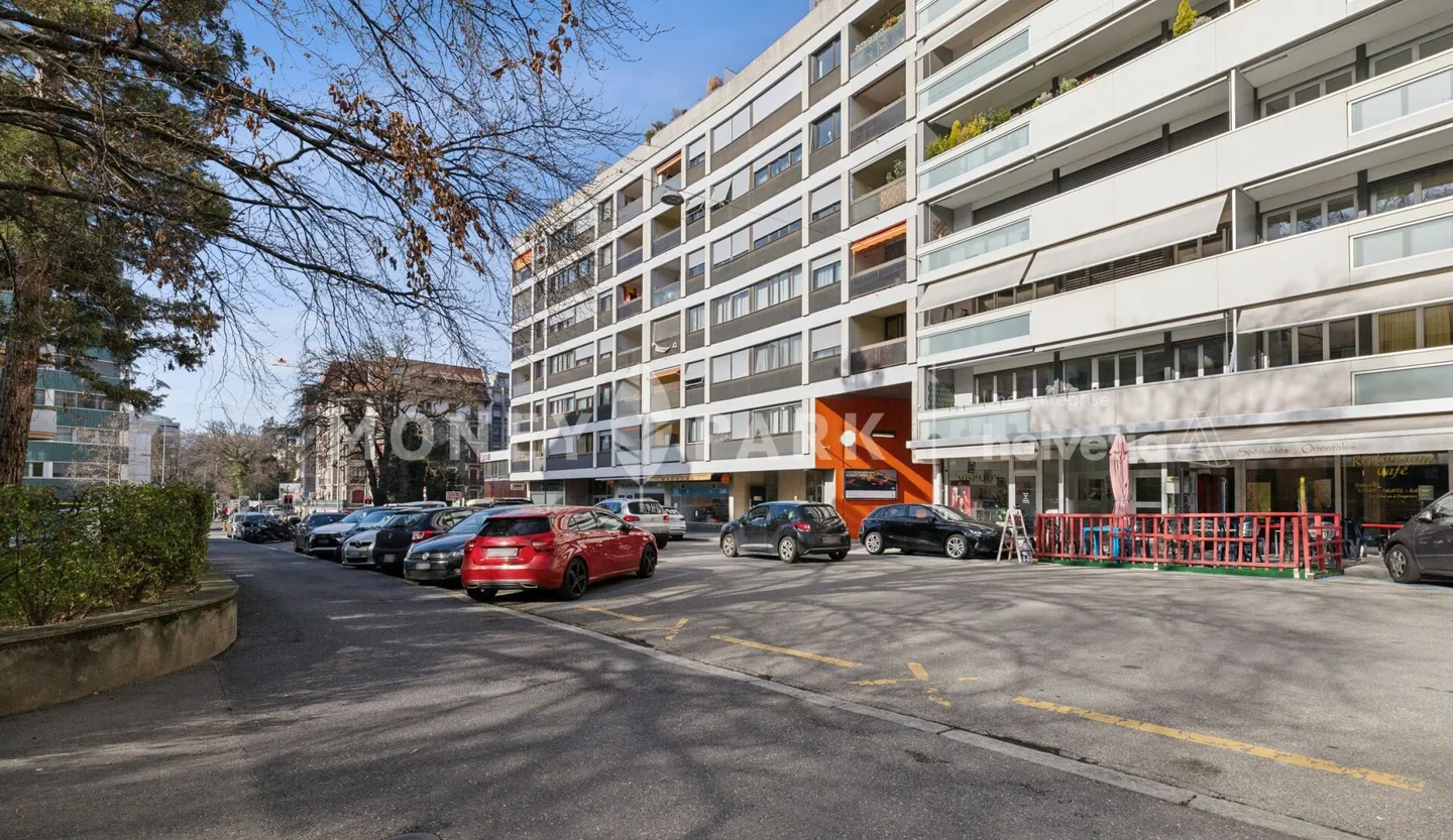 Wohnung kaufen - Foto 1 von 11