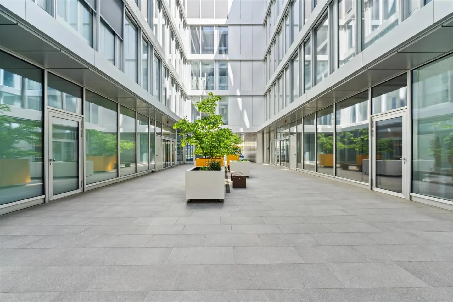 Arcade - Foto 2 von 13