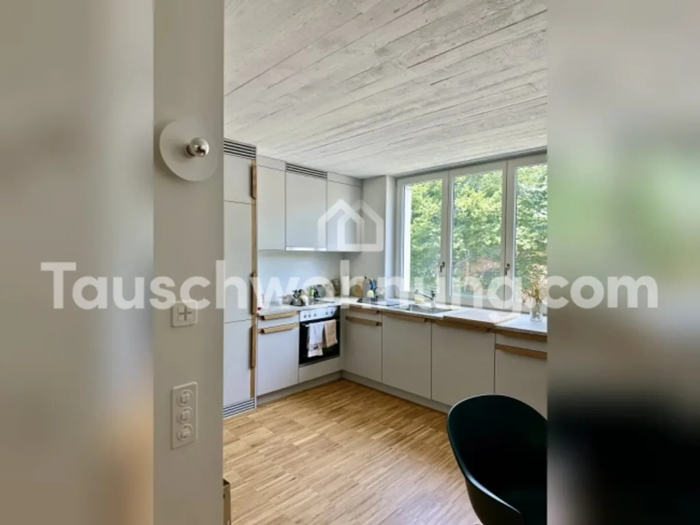 « Tolle 2.5 Zi hochwertige Neubau Architektenwohnung m. Balkon» - Foto 6 von 10