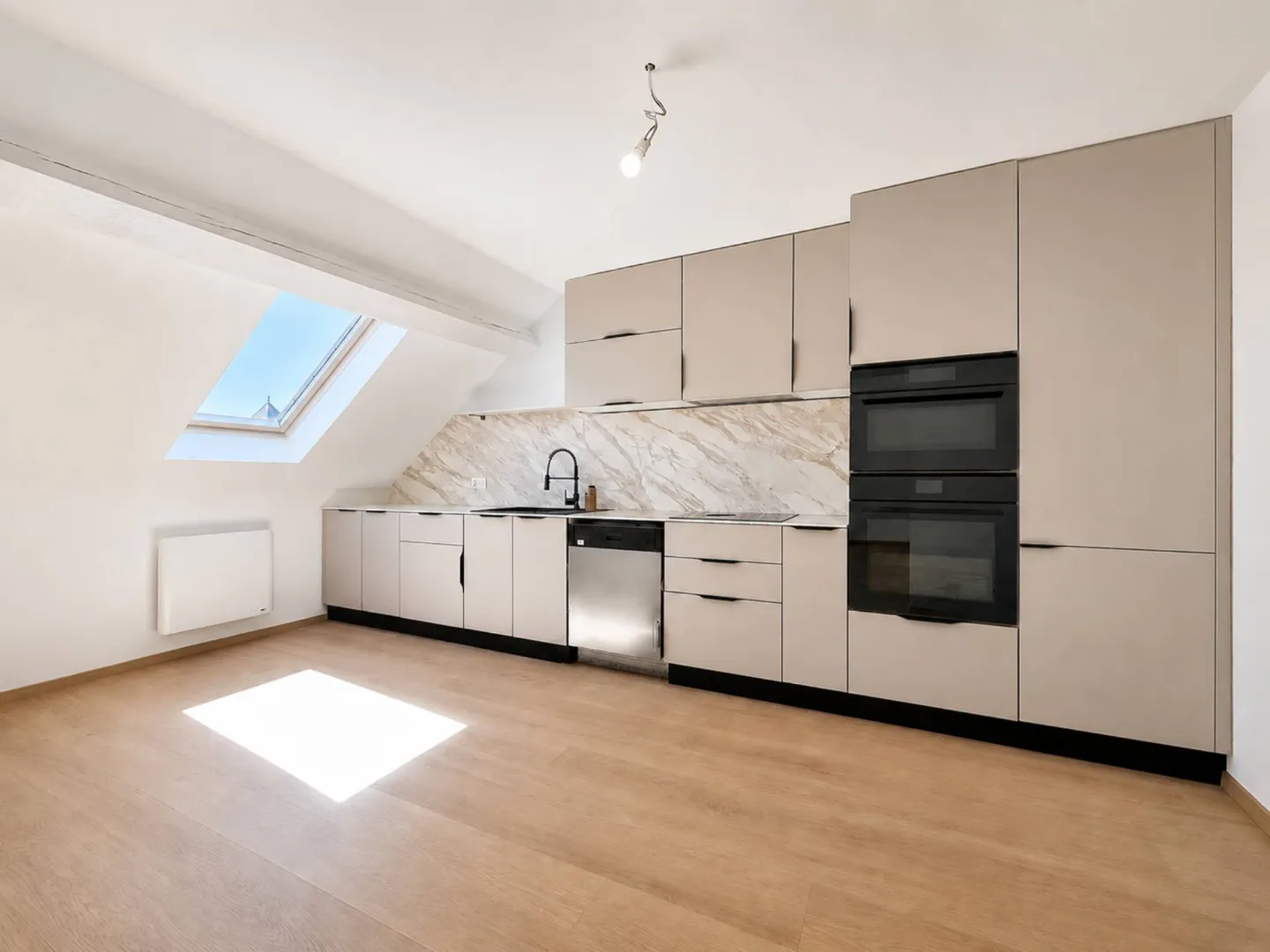 Charmant Appartement en Attique à Cheseaux - Photo 3 sur 13