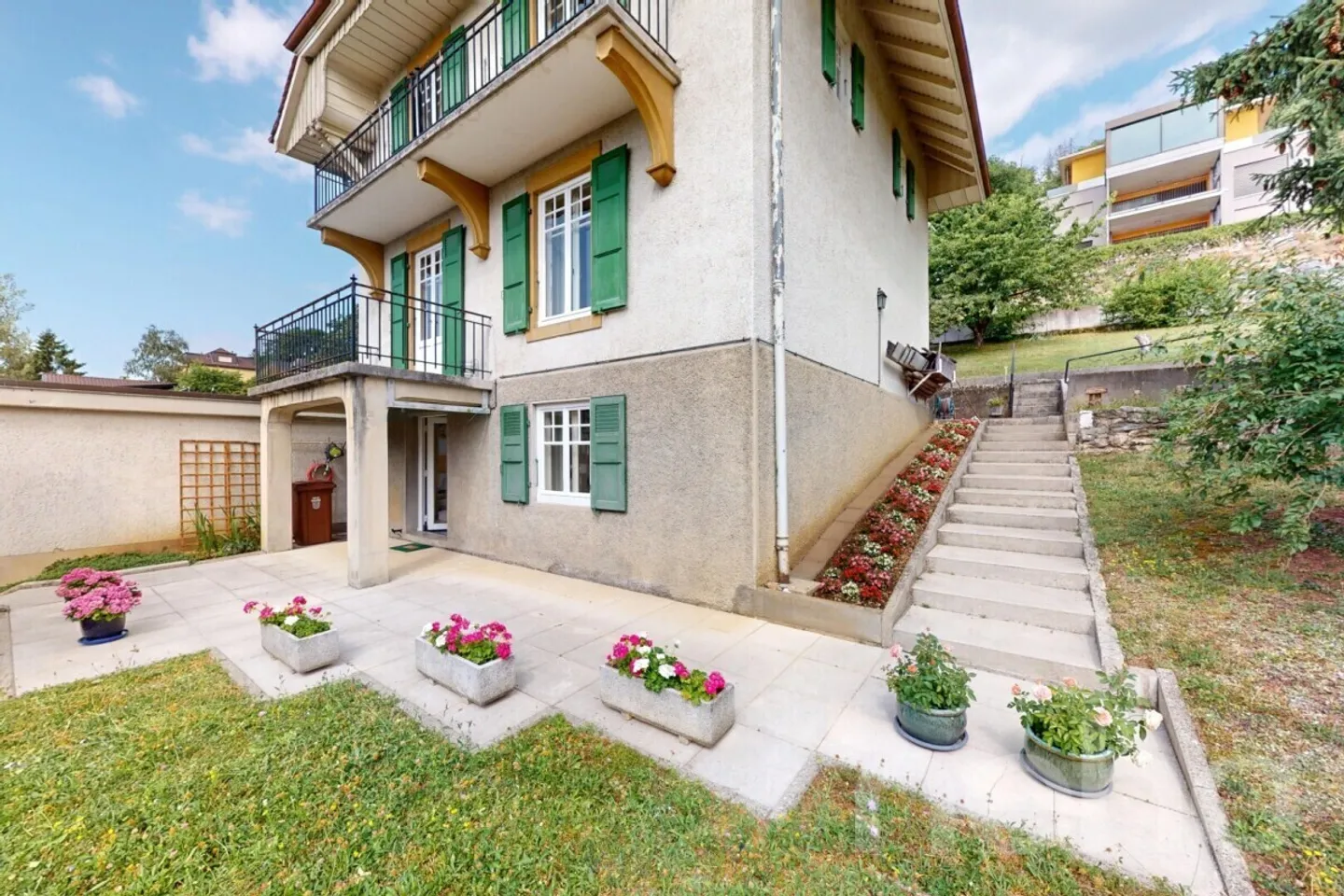 Grande Casa con vista parziale sul lago e alto potenziale di sviluppo - Foto 12 di 12