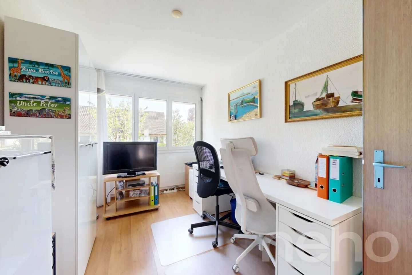 Appartamento ristrutturato di 4,5 locali con balcone a Nidau - Foto 8 di 12