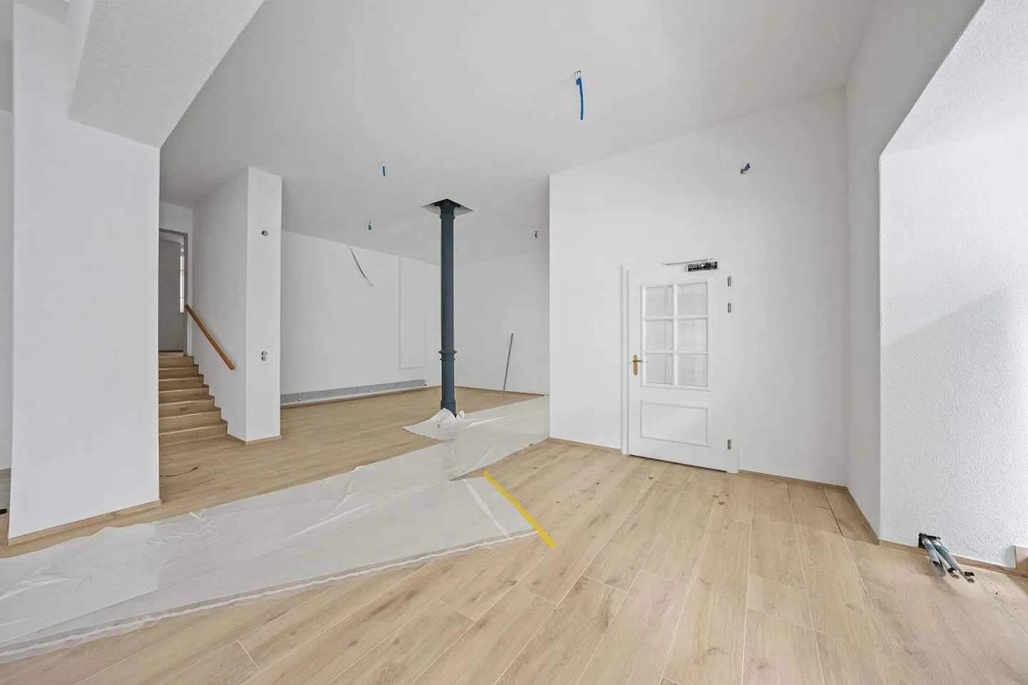 Attractive Commercial Unit 170 m², freshly renovated - Photo 4 of 12