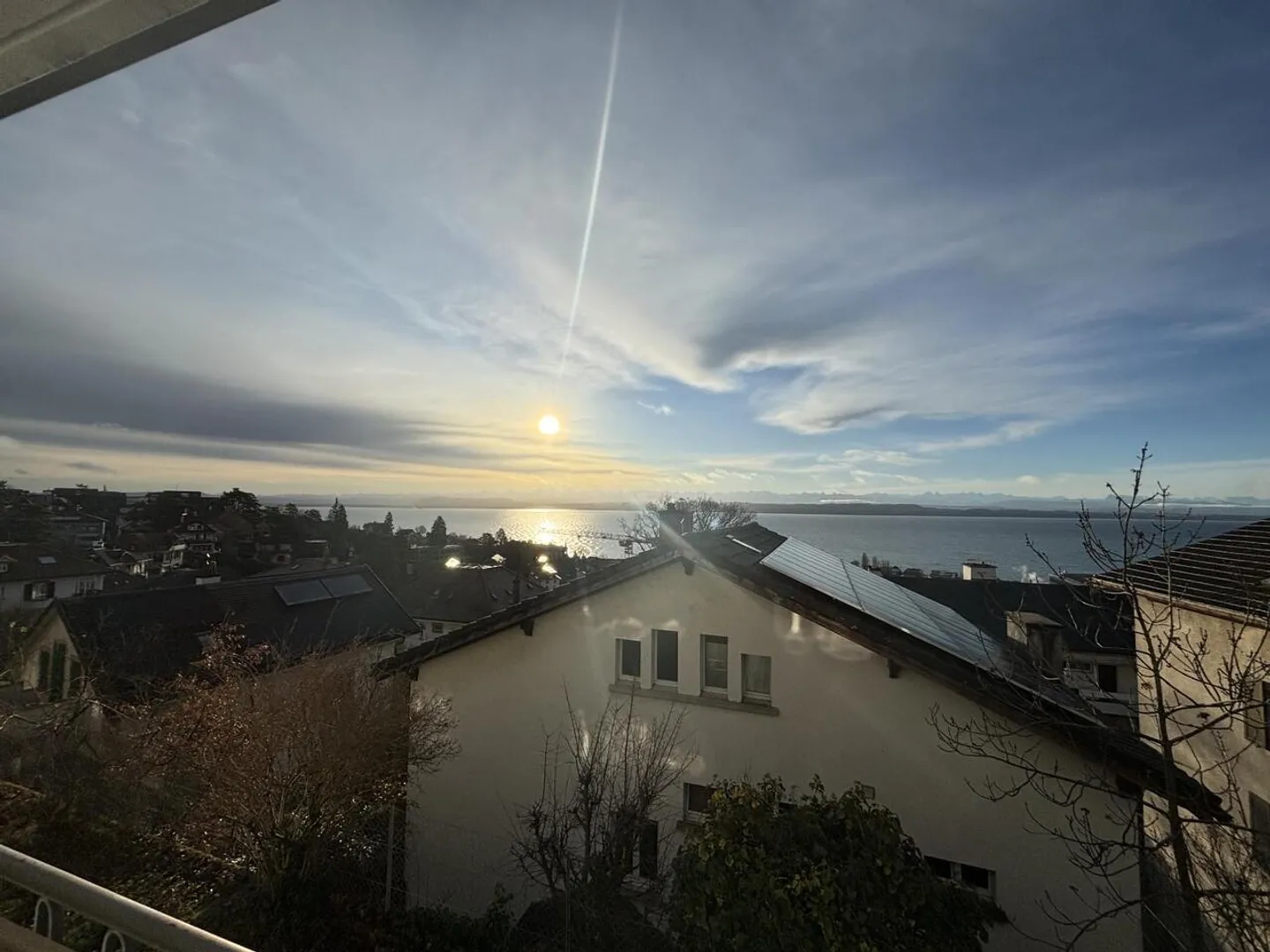 2081 - Superb renovated 4-room apartment on the 1st floor - Photo 9 of 9