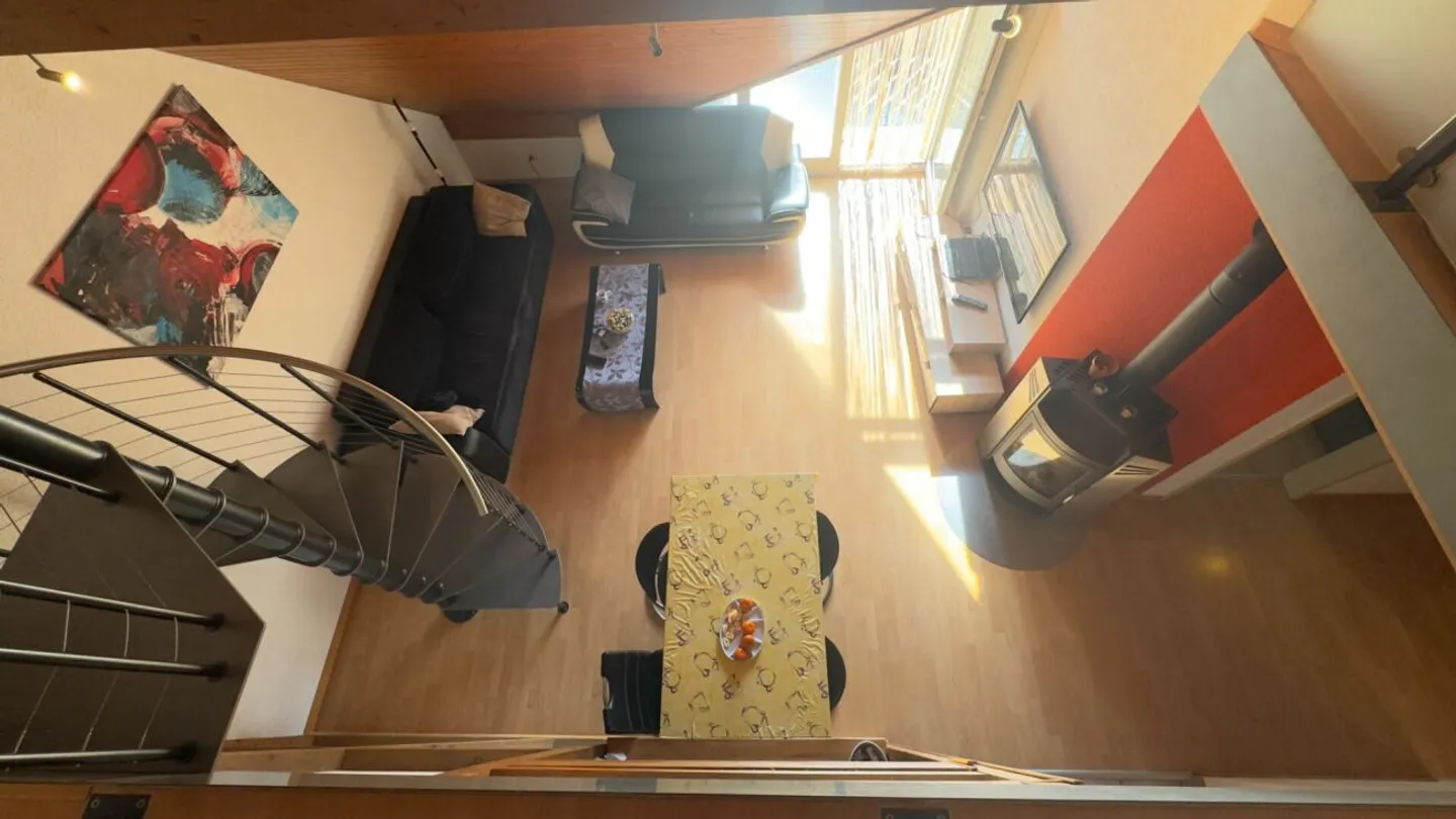 Charmante Dachwohnung in Aarwangen - Foto 4 von 9