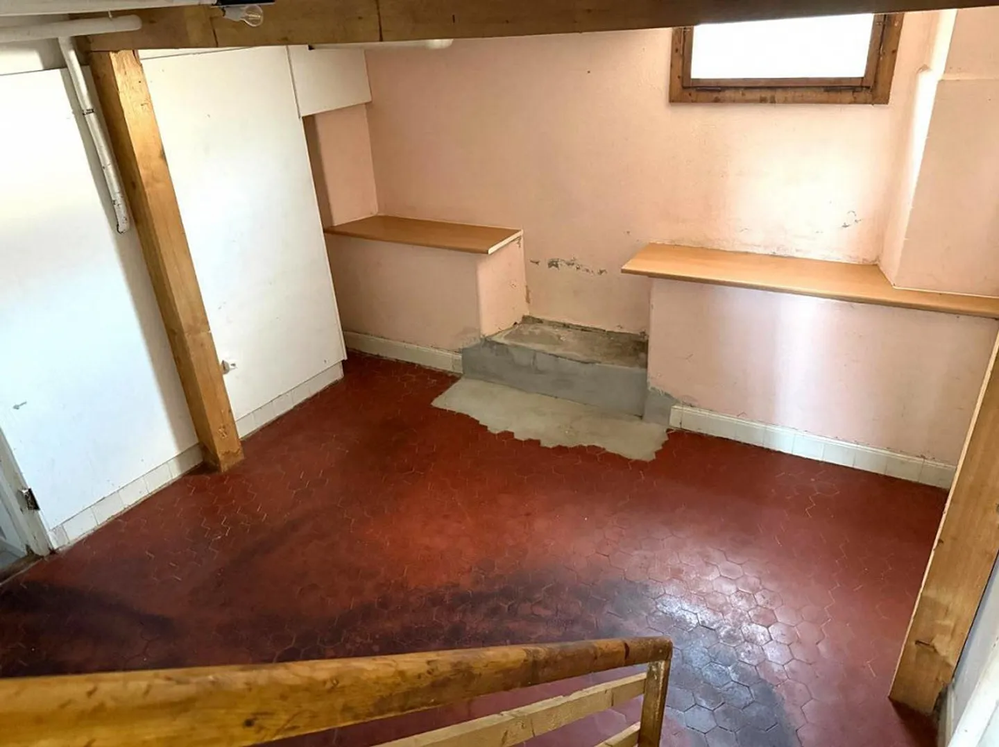 Espace de vente avec grande vitrine dans un emplacement de choix à Bottighofen - Photo 10 sur 13