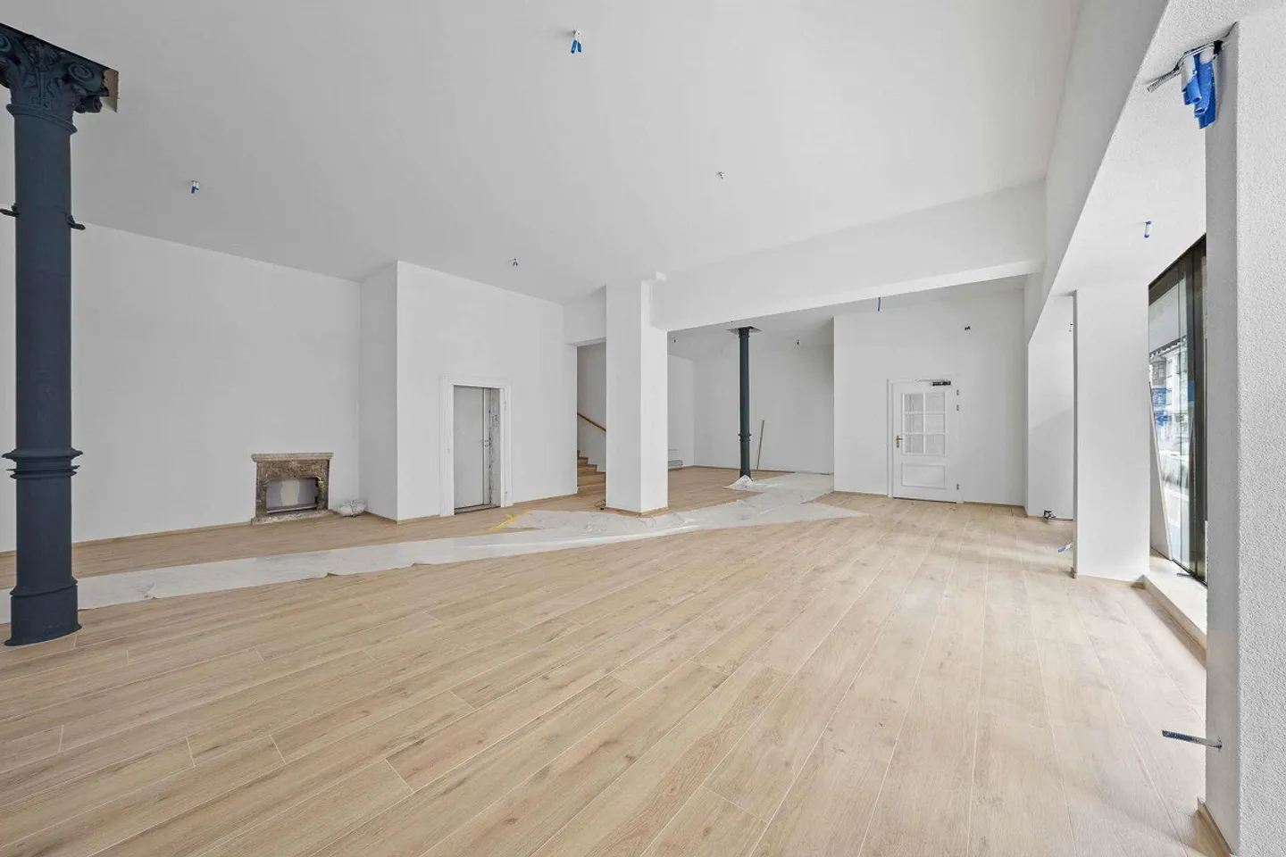 Attractive Commercial Unit 170 m², freshly renovated - Photo 6 of 12