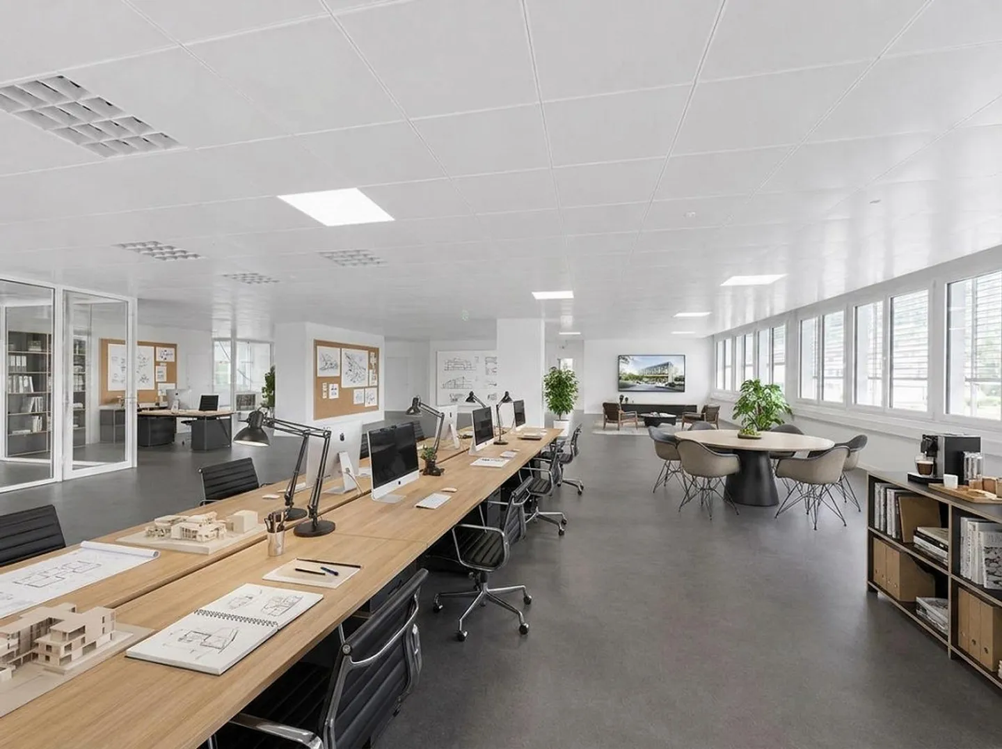 Modern and flexible office spaces with plenty of daylight - Photo 13 of 13