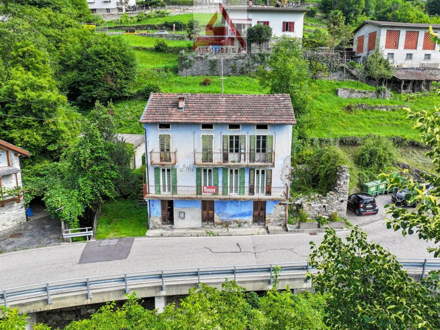 Maison tessinoise à rénover - Photo 2 sur 2