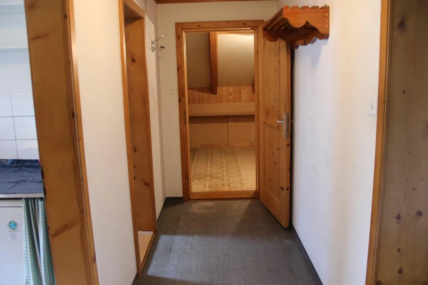 Charmante Altbauwohnung mit Balkon - Foto 8 von 9