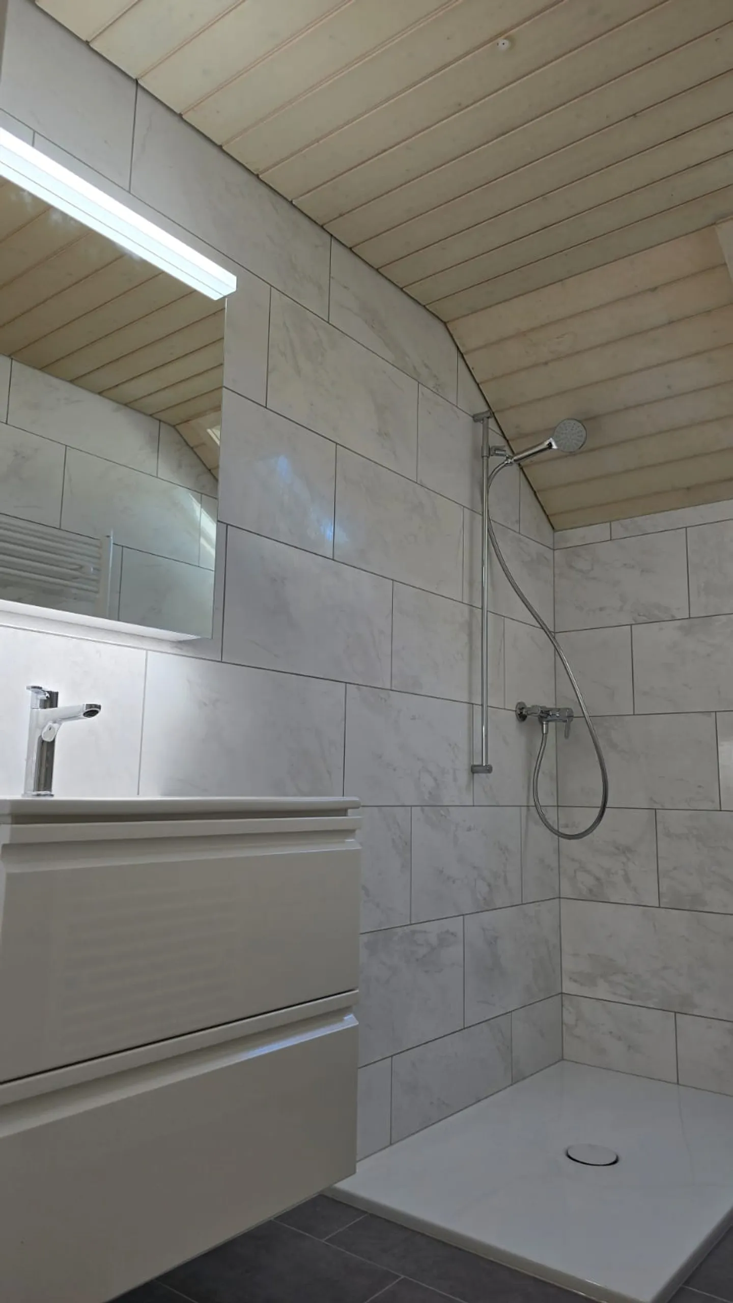 Appartamento in affitto - Foto 7 di 10