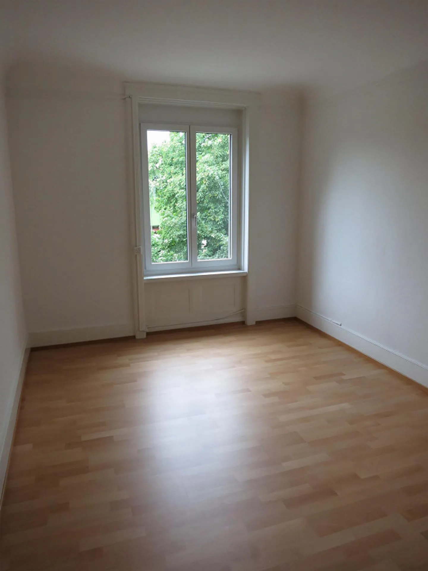 Appartamento Art Nouveau luminoso di 5 1/2 stanze in una posizione centrale - Foto 11 di 18