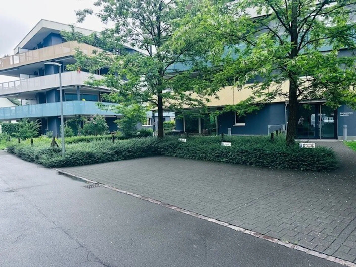 Stylish 4.5-room apartment with large terrace - Photo 1 of 11