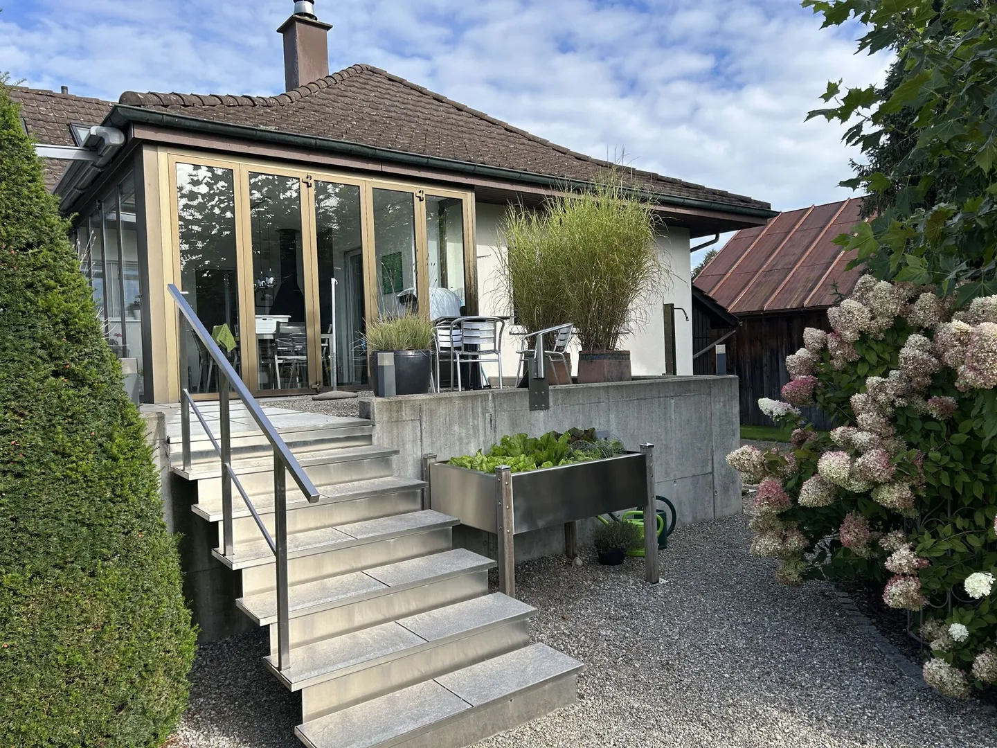 Une maison avec une âme - Spacieuse maison individuelle avec jardin de rêve à Fulenbach - Photo 2 sur 15