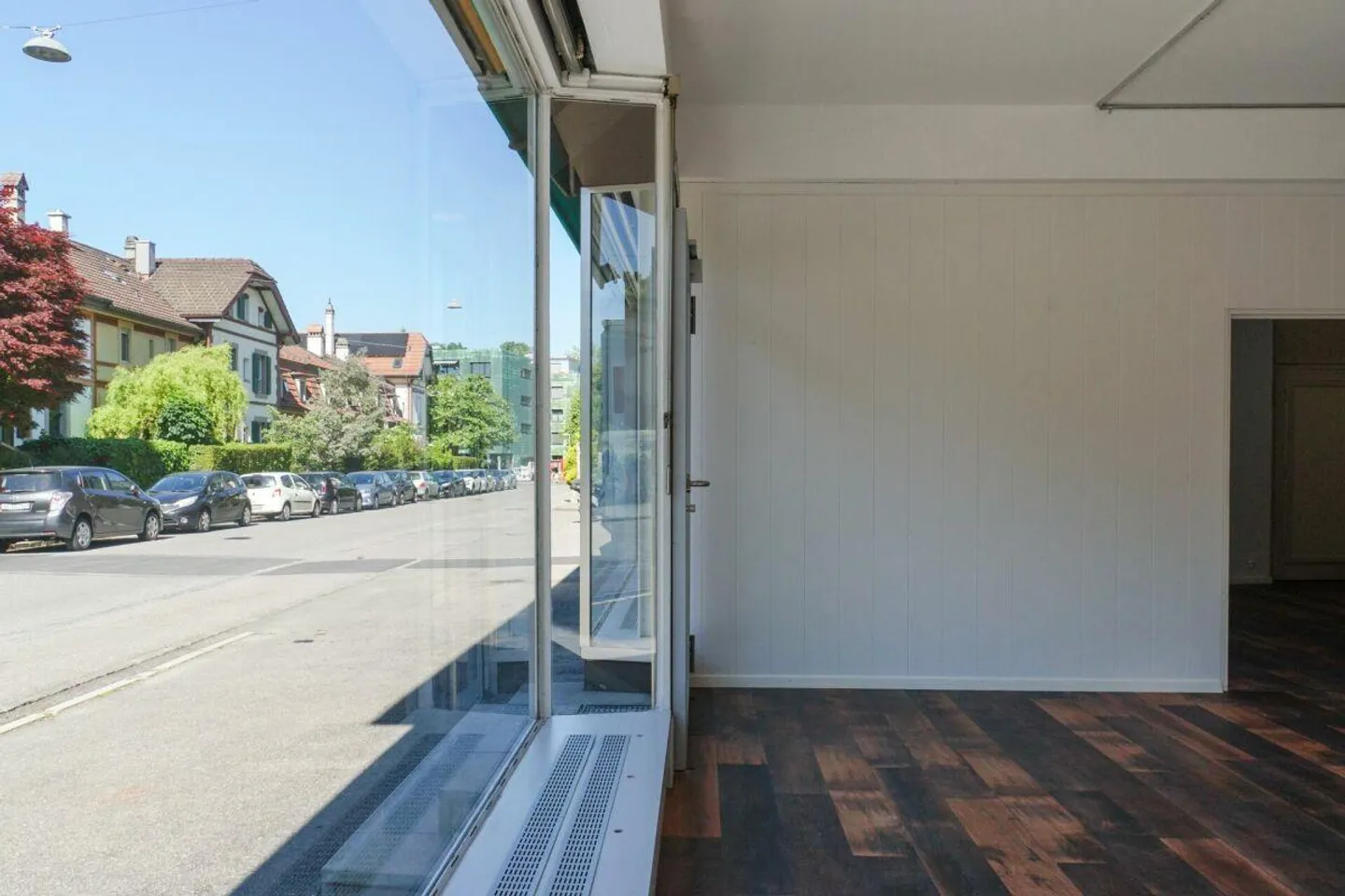 Espace de vente 92 m2 - Photo 2 sur 7