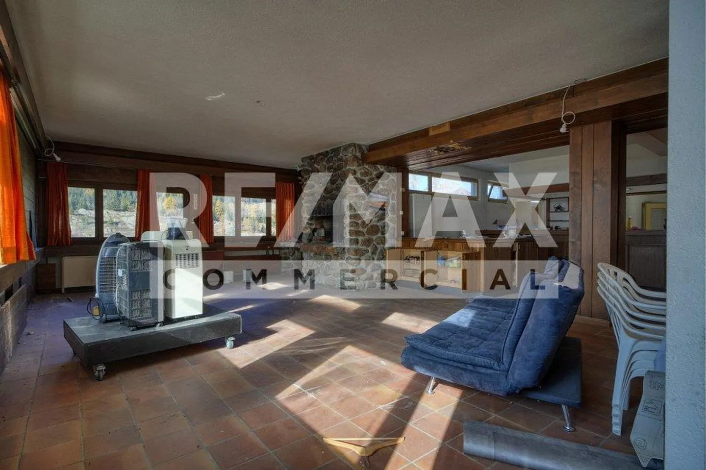 Immeuble mixte avec restaurant - Photo 5 sur 8