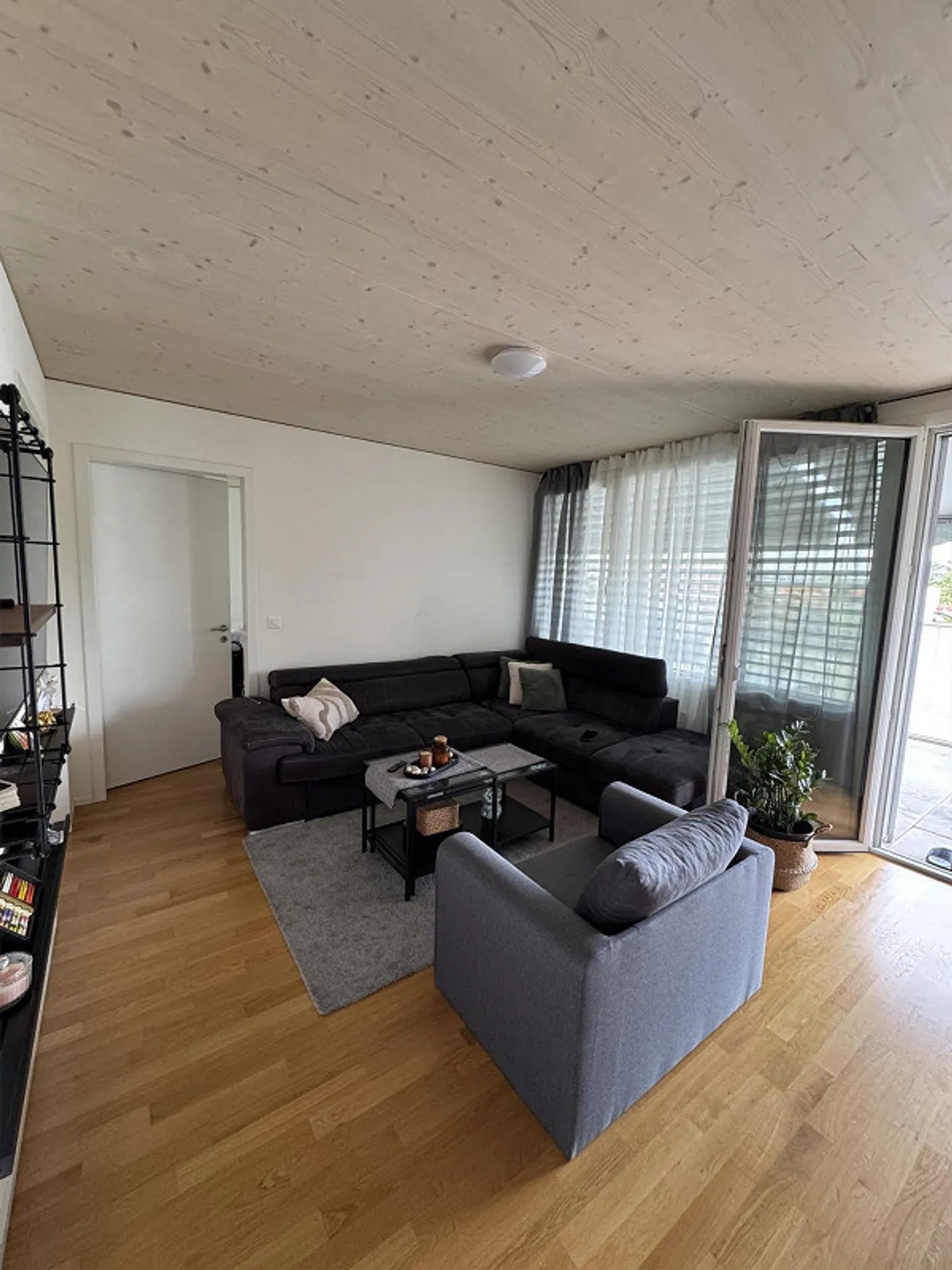 2-room penthouse apartment for rent - Photo 5 of 8