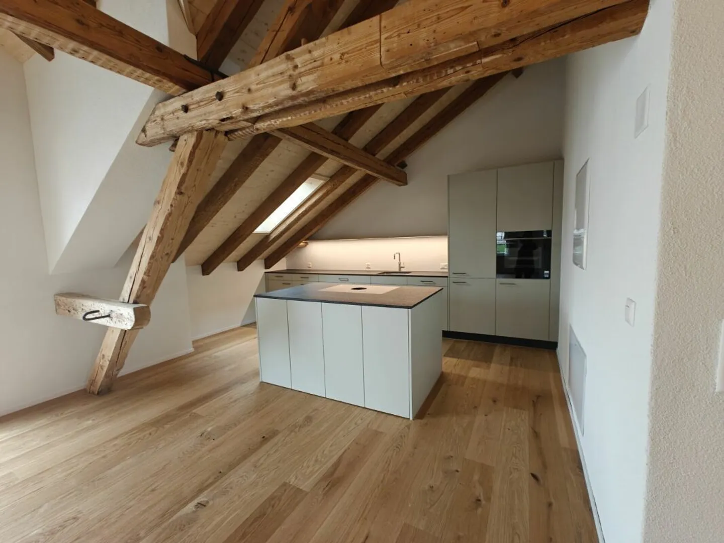 Appartement loft de haute qualité au cœur de Rüti - Photo 6 sur 11