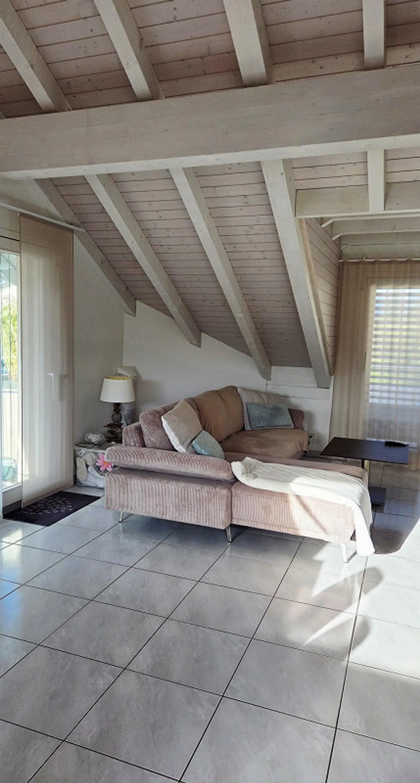 4.5-Room Penthouse Apartment with Spacious Terrace - Photo 5 of 24