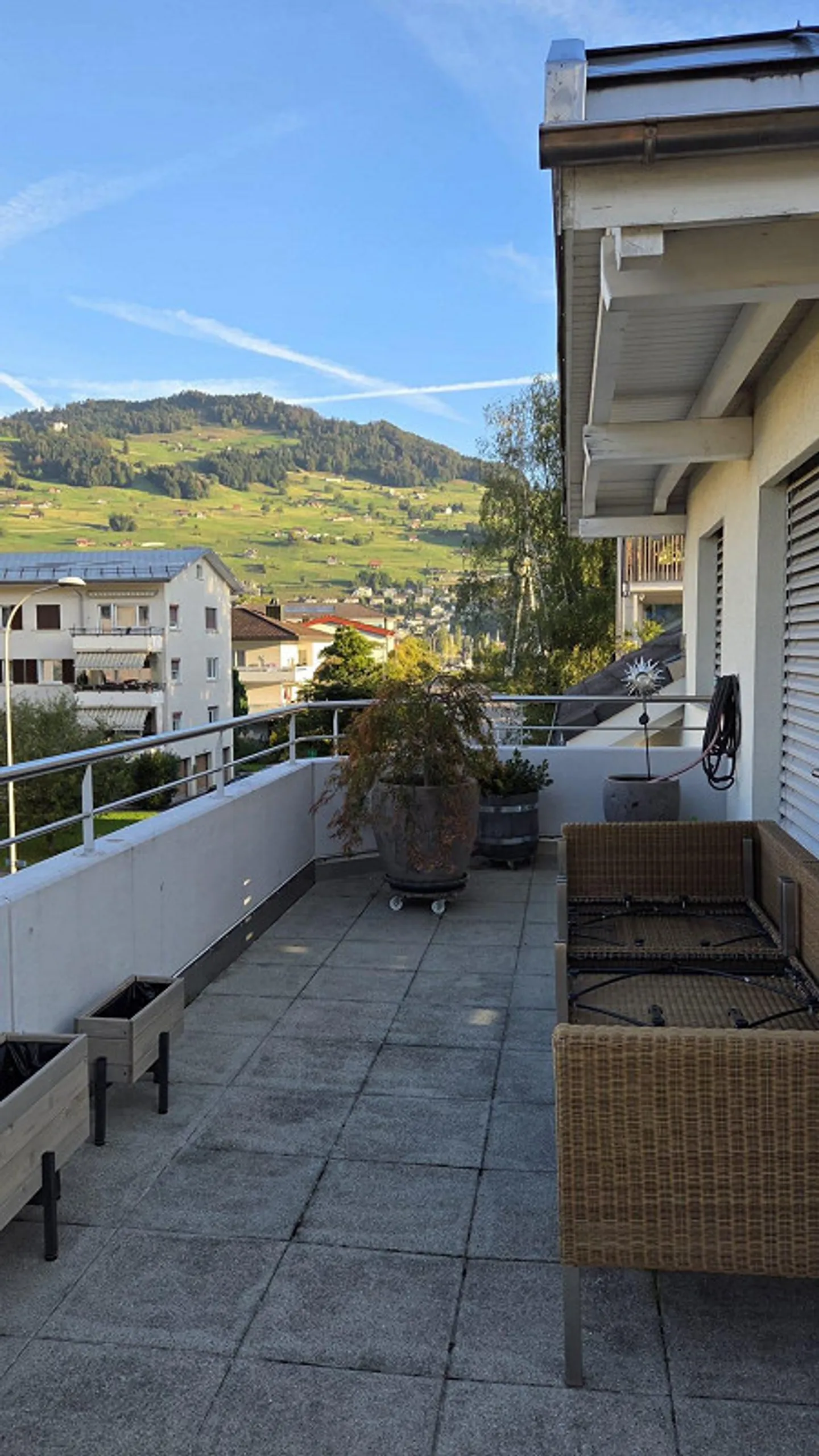 4.5-Room Penthouse Apartment with Spacious Terrace - Photo 9 of 24
