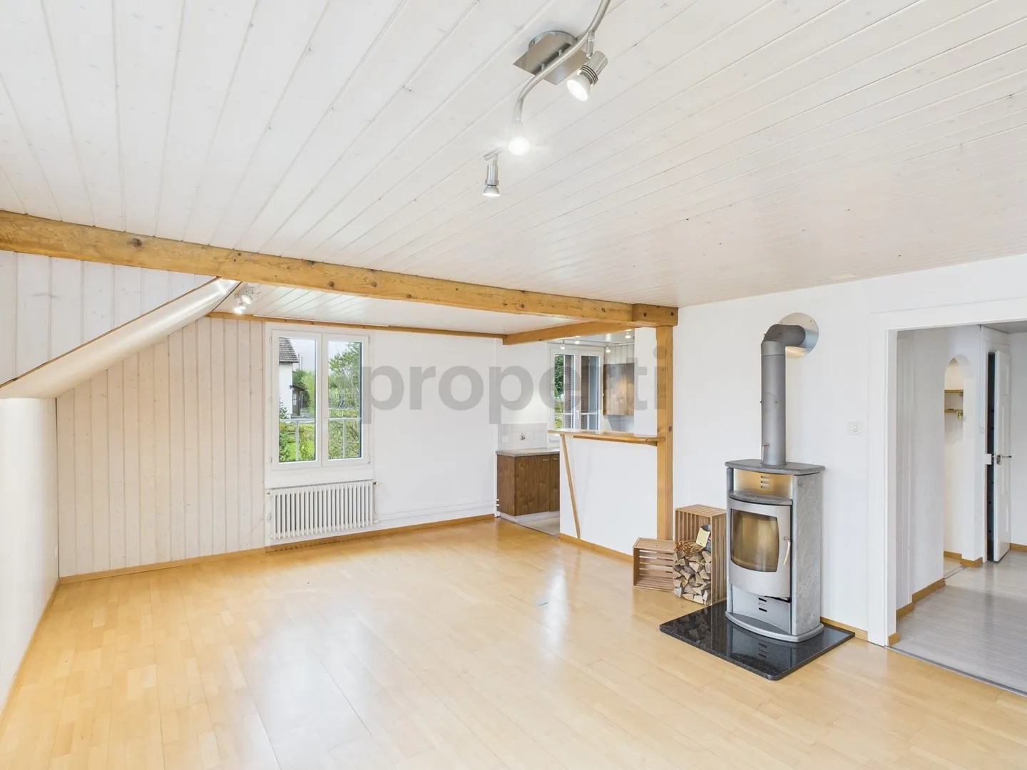 Apartment for rent - Photo 1 of 11