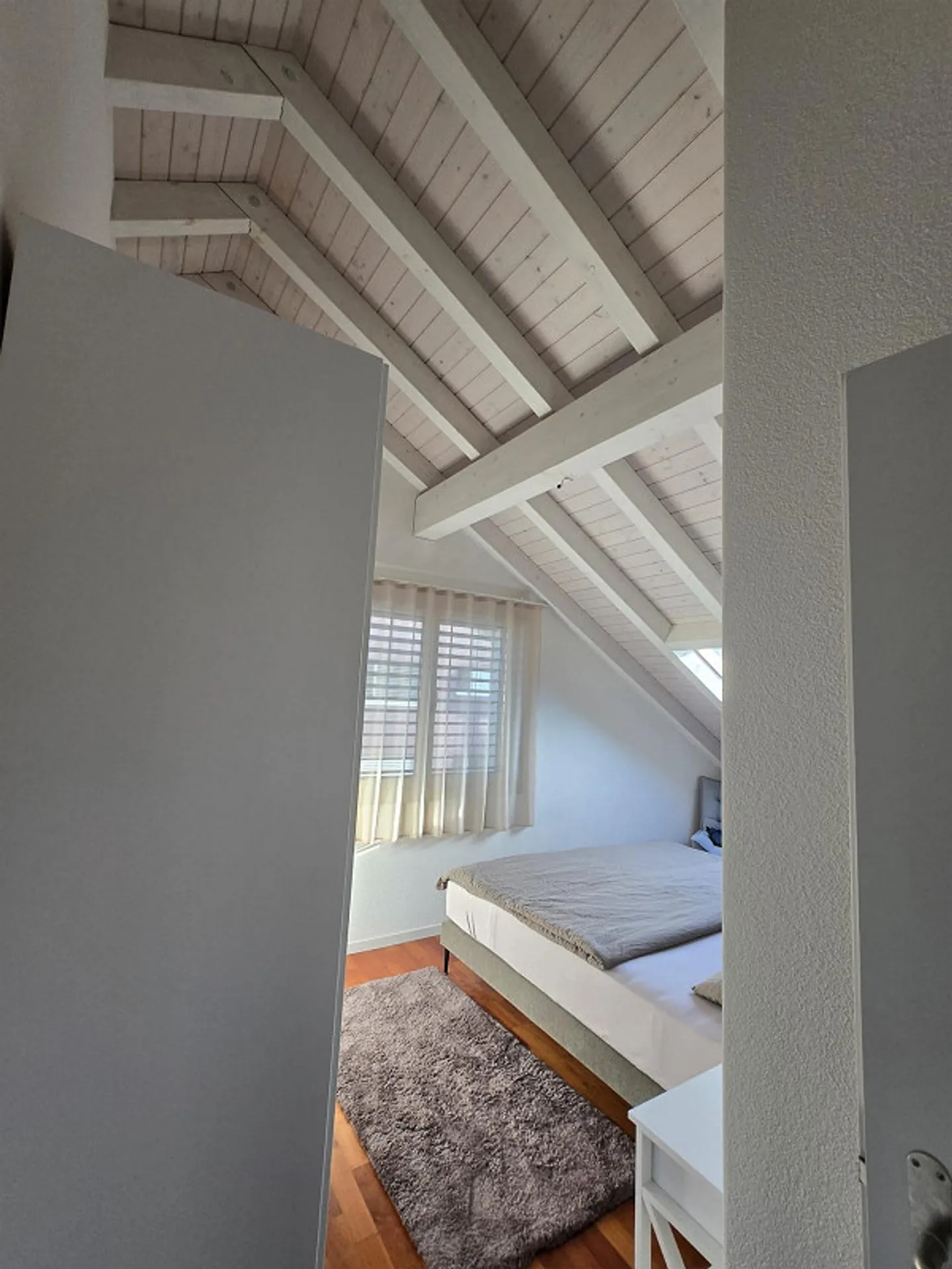 4.5-Room Penthouse Apartment with Spacious Terrace - Photo 14 of 24