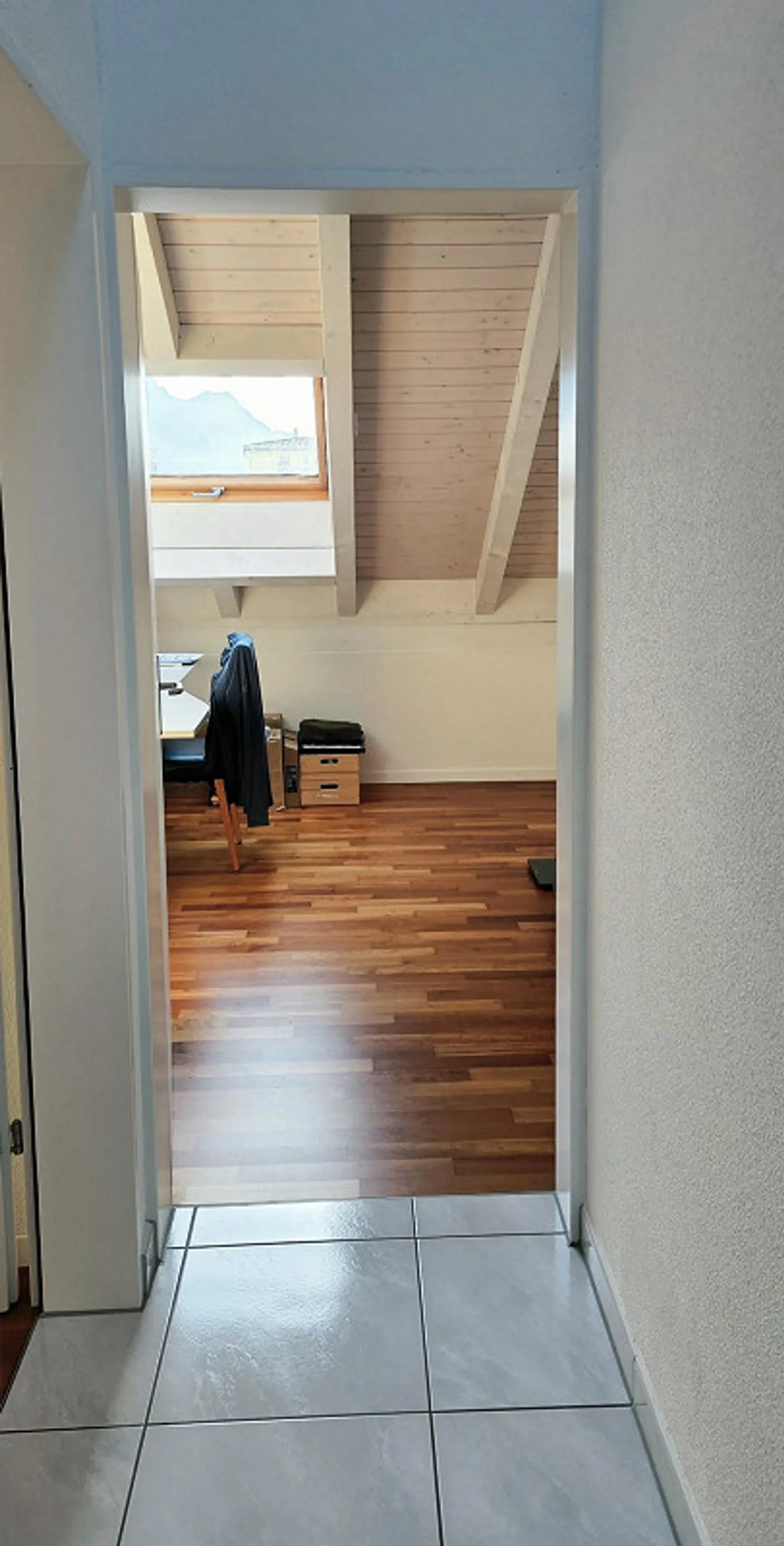 4.5-Room Penthouse Apartment with Spacious Terrace - Photo 16 of 24