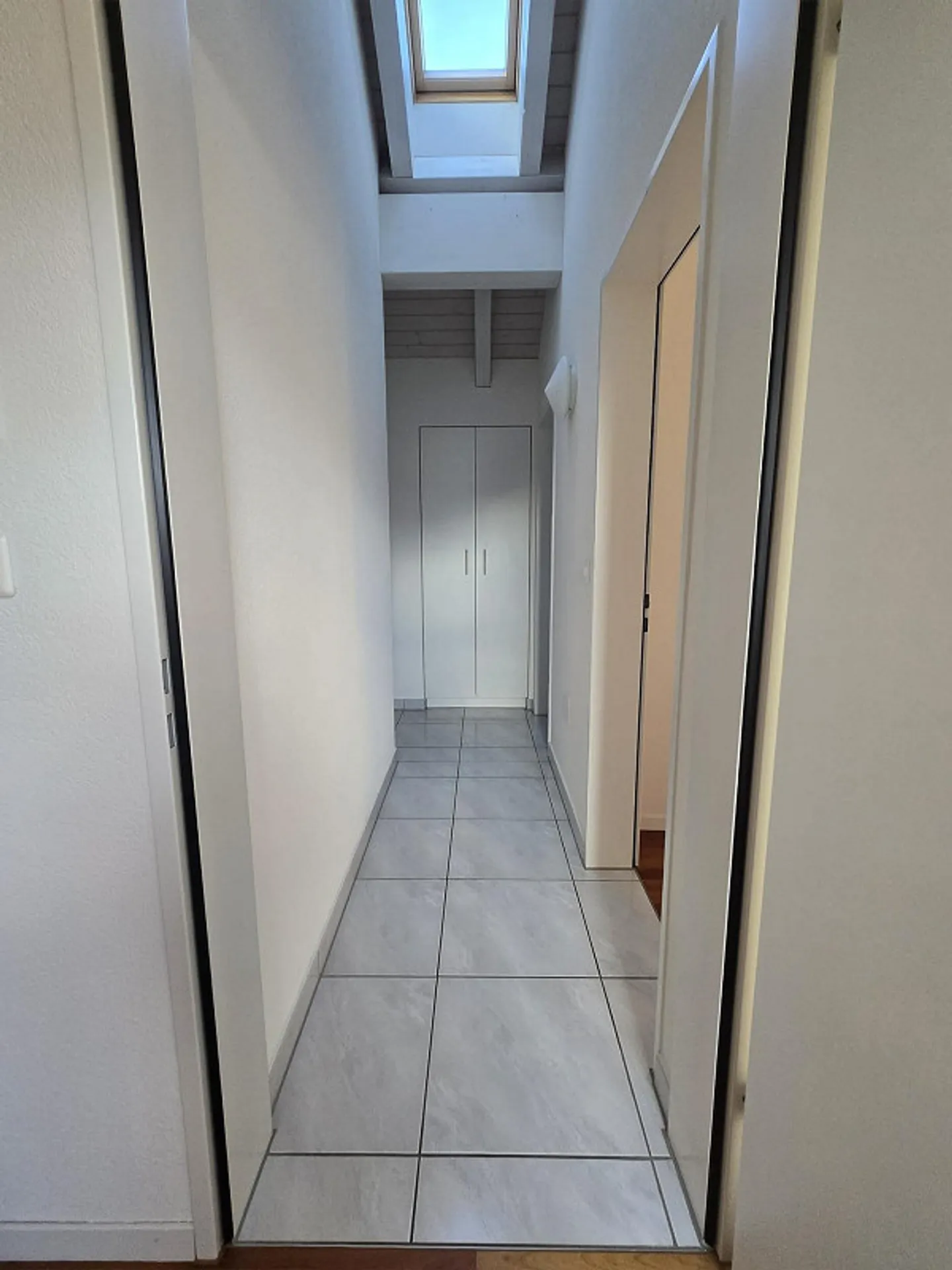 4.5-Room Penthouse Apartment with Spacious Terrace - Photo 19 of 24