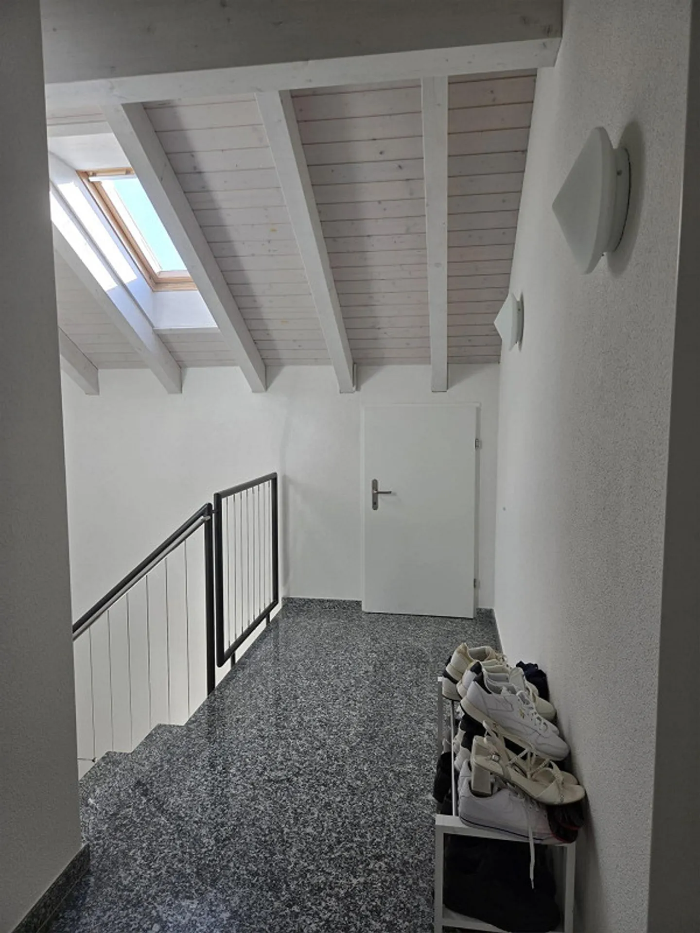 4.5-Room Penthouse Apartment with Spacious Terrace - Photo 20 of 24