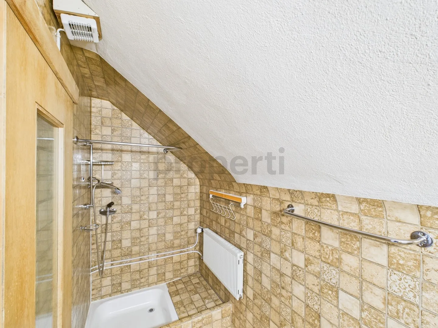 Apartment for rent - Photo 7 of 11