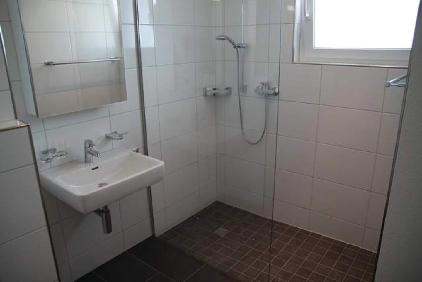 Appartamento di 3.5 locali CE con ged. Patio (appartamento d'angolo) (1) - Foto 5 di 6