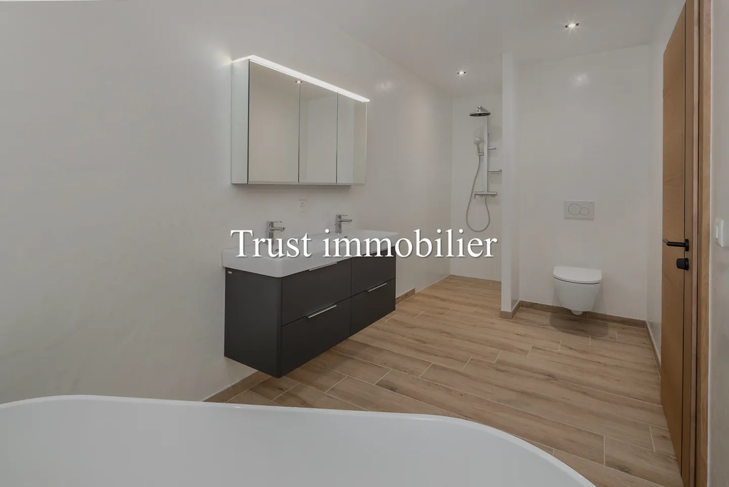Chalet Neuf avec Vue Époustouflante - Photo 29 sur 34