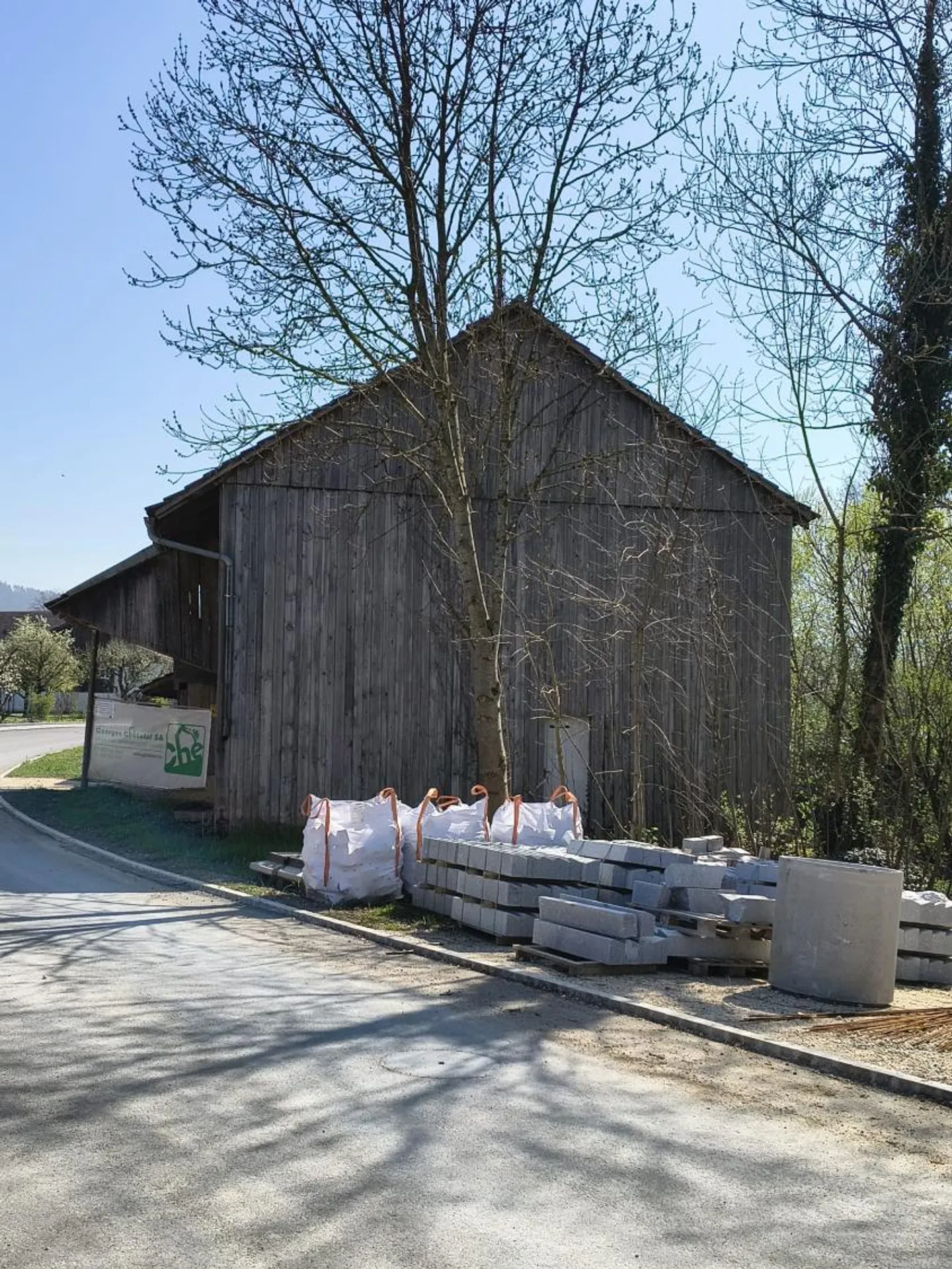 Deposit - Photo 3 of 5