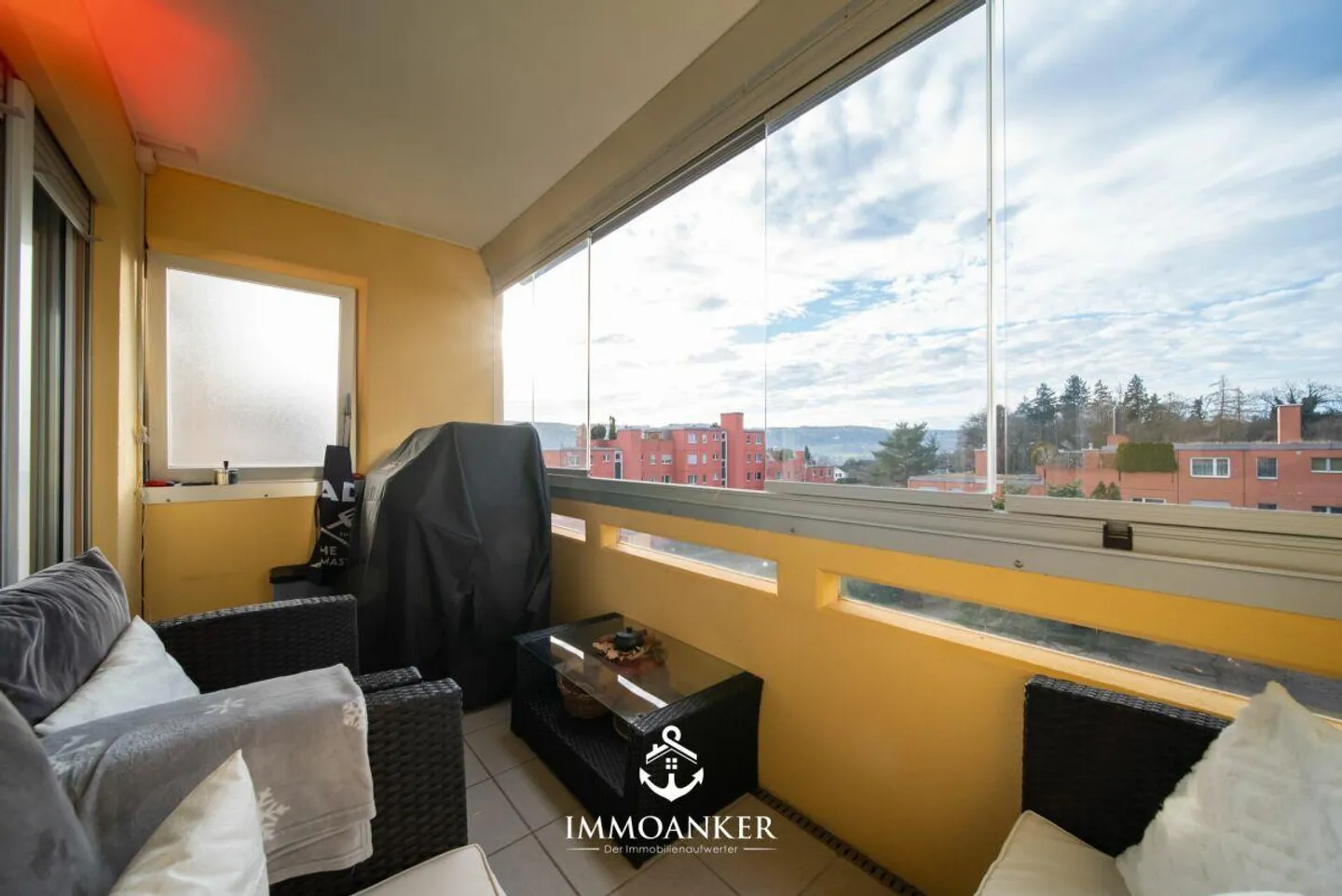 Four Rooms. One Lake. Countless Moments of Happiness - 4.0 Room Apartment ... - Photo 5 of 13