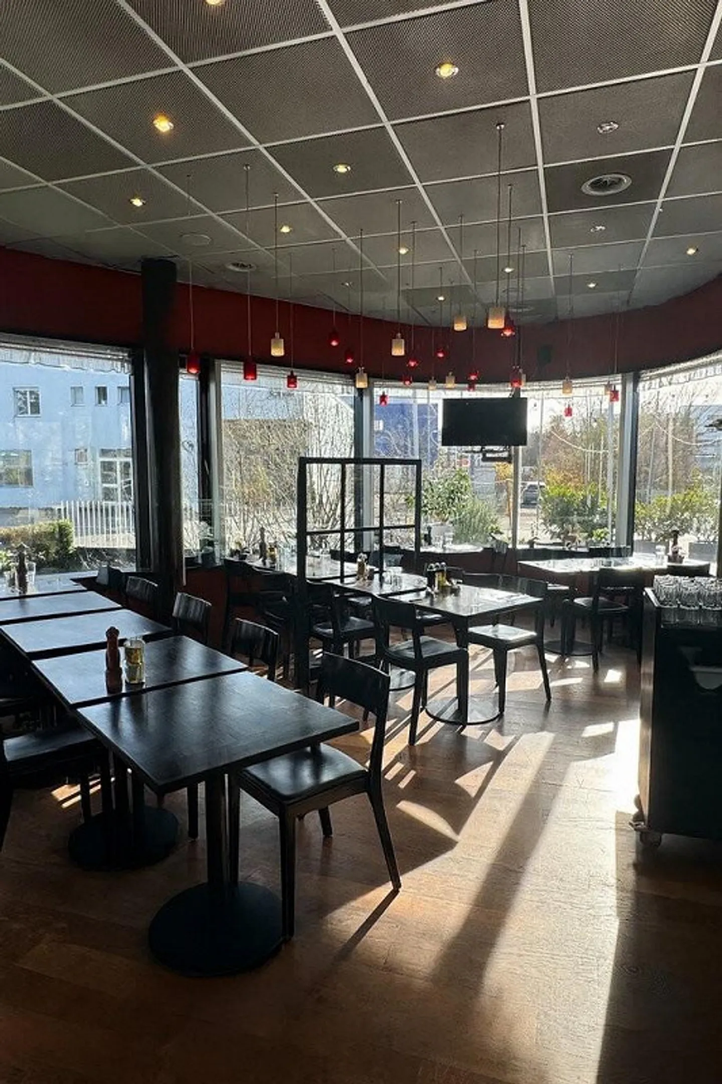 Restaurant mit möglicher Ausbauübernahme in Dietlikon - Foto 2 von 4