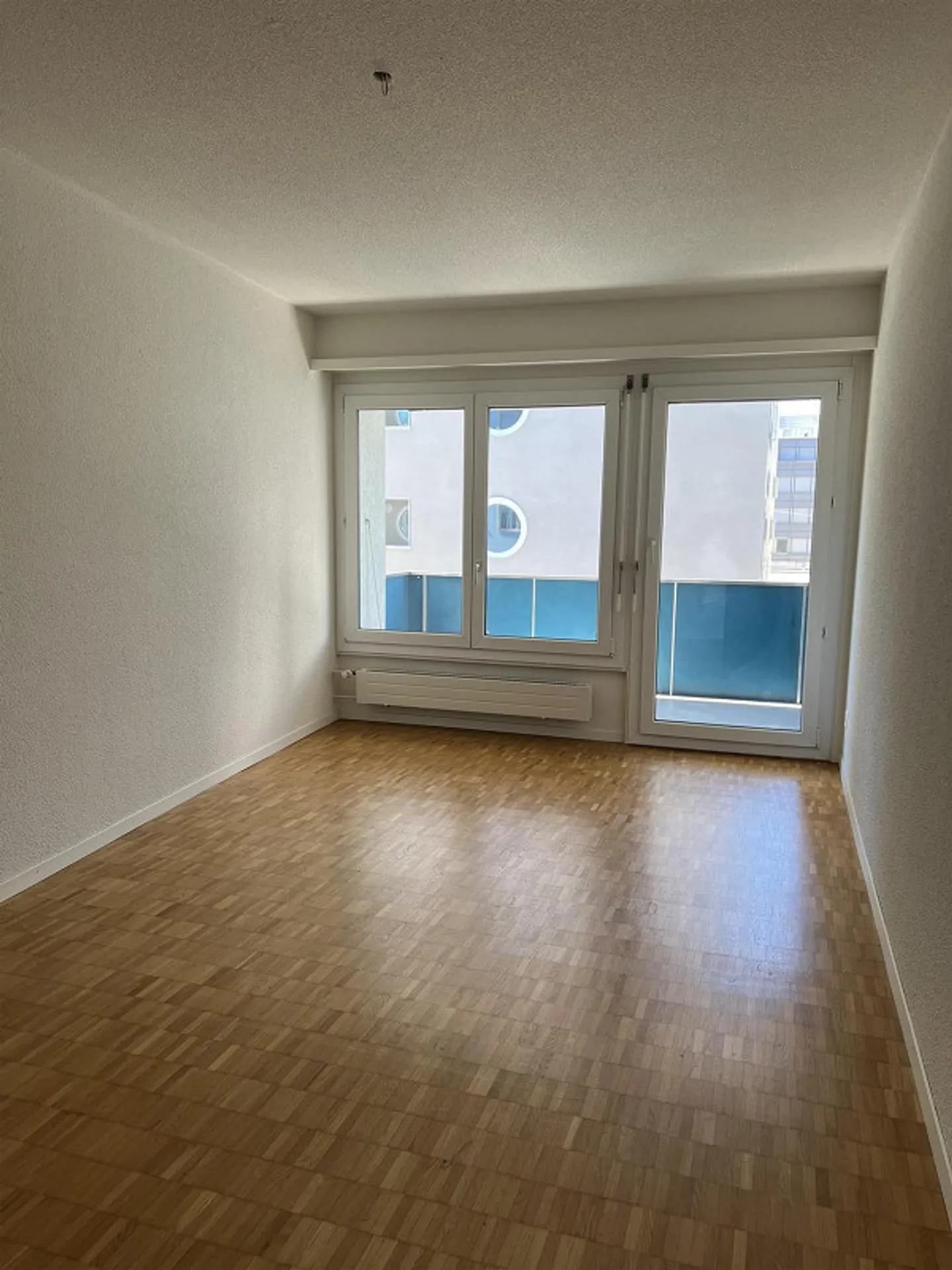 Geräumige 3.5 Zimmerwohnung - Foto 2 von 9