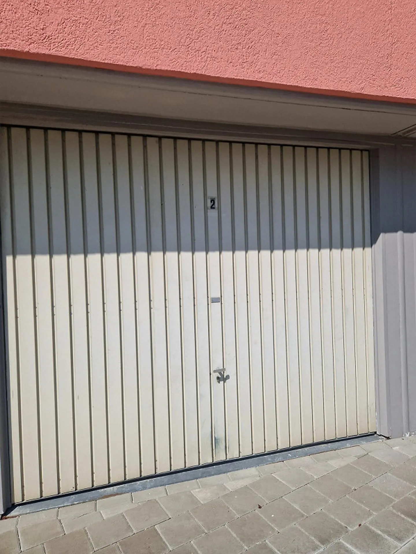 Geräumige Garage zu Vermieten in Erlen - Foto 4 von 4