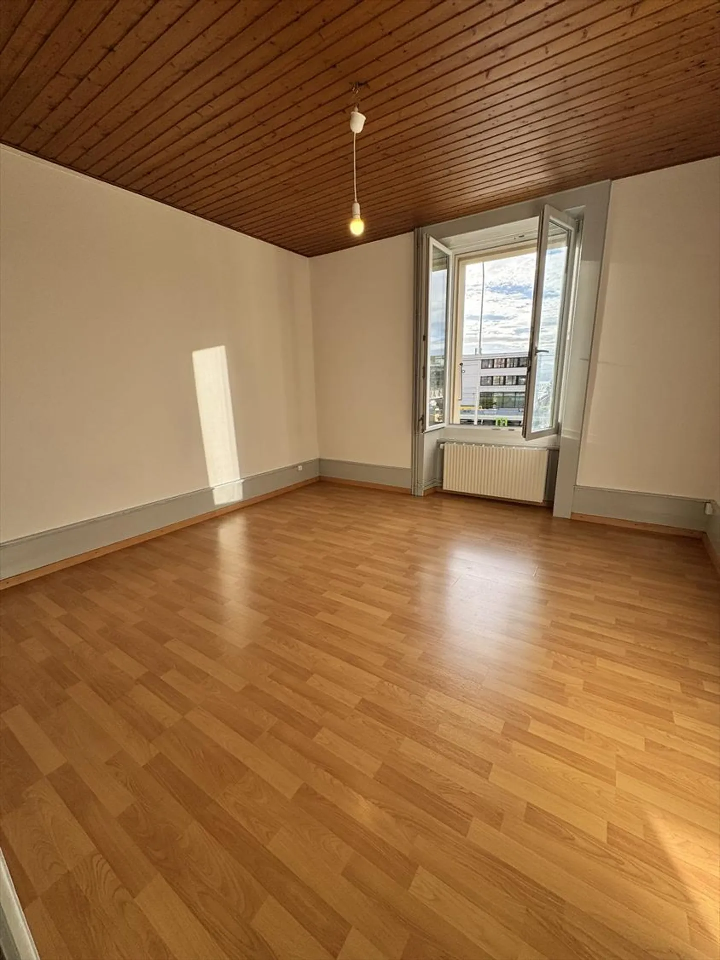 4-Zimmer-Wohnung im Erdgeschoss - Foto 4 von 7