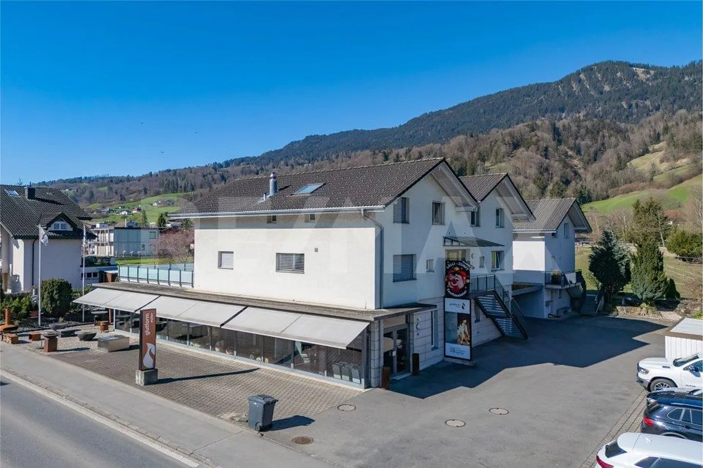 Propriété résidentielle et commerciale - Photo 1 sur 13