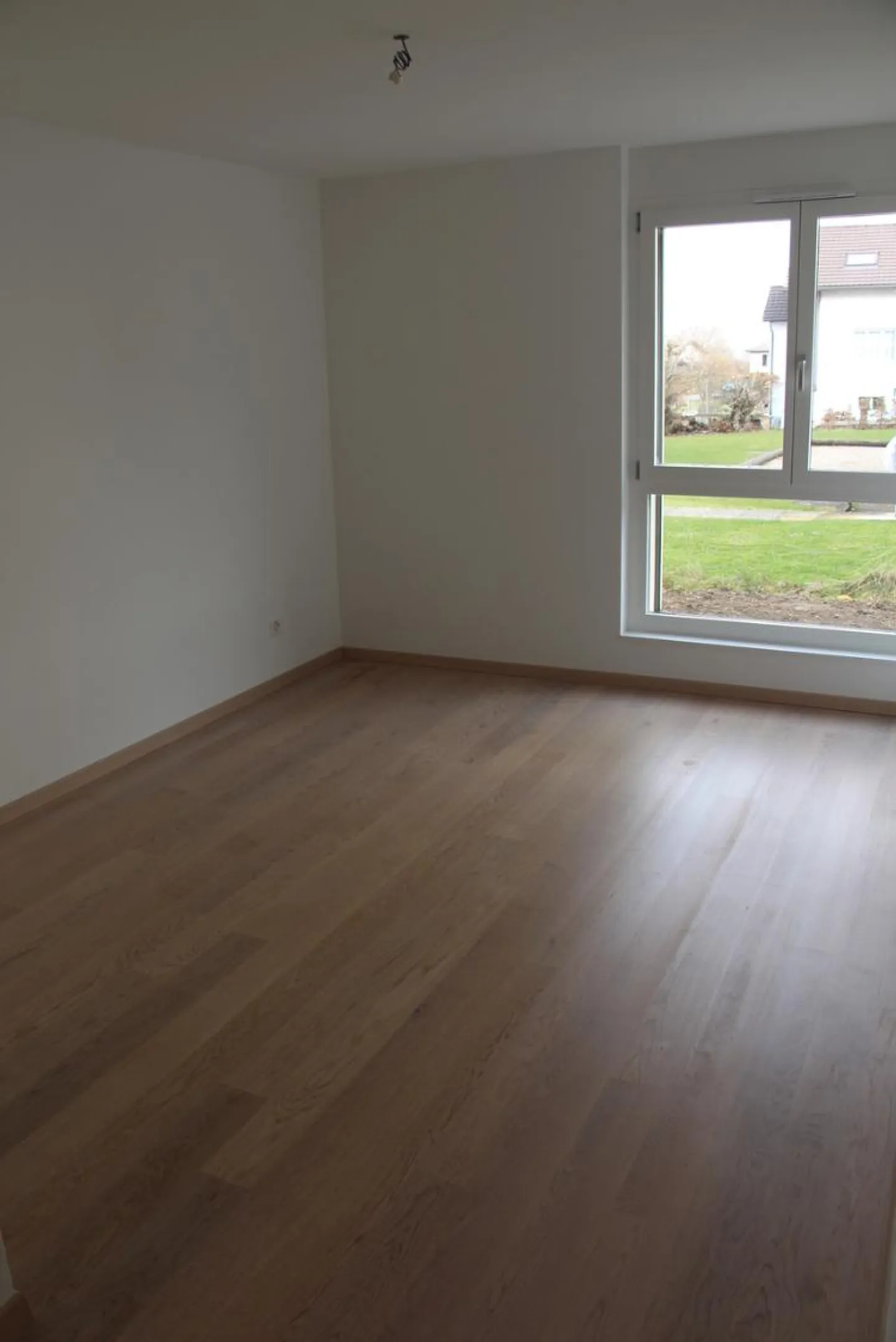 Charmantes Apartment in Ruhigem Dorf - Foto 2 von 8