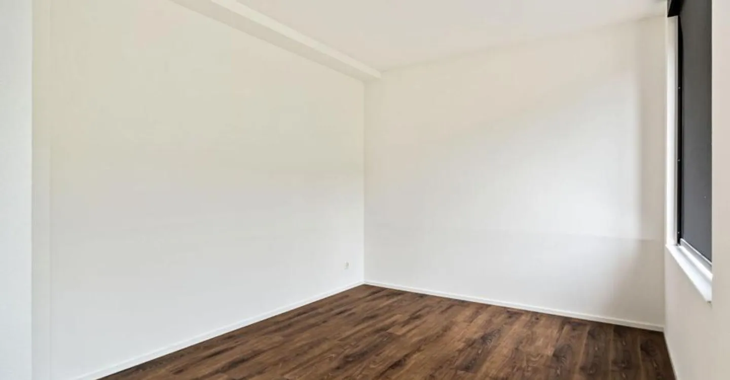 Courtelary, magnificent 4.5 room apartment on the ground floor - Photo 5 of 11